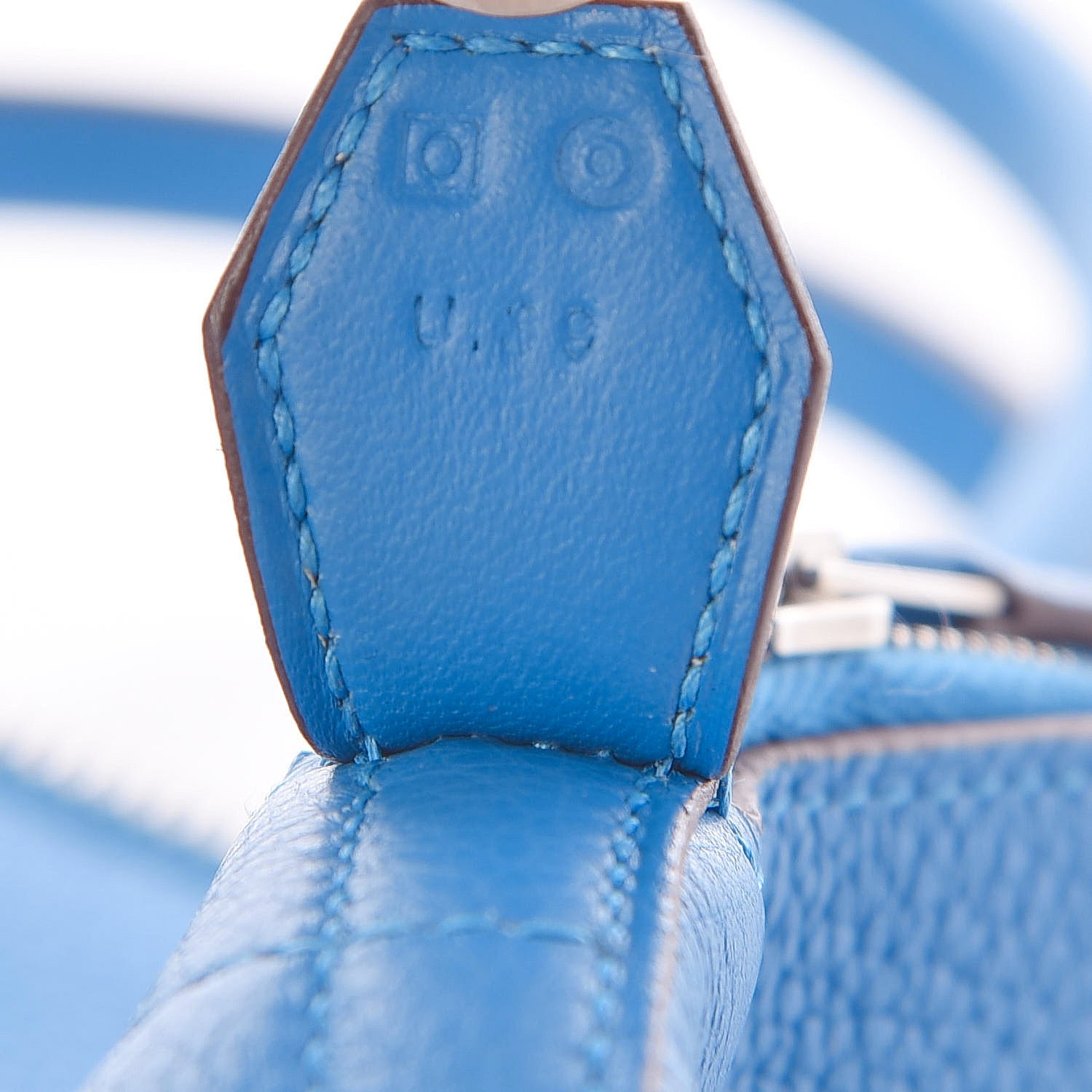 Hermes Taurillon Clemence Bolide 35 Mykonos 14 of 18