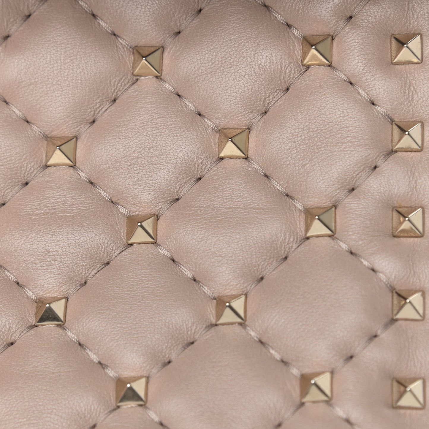 Lambskin Medium Rockstud Spike Shoulder Bag Poudre