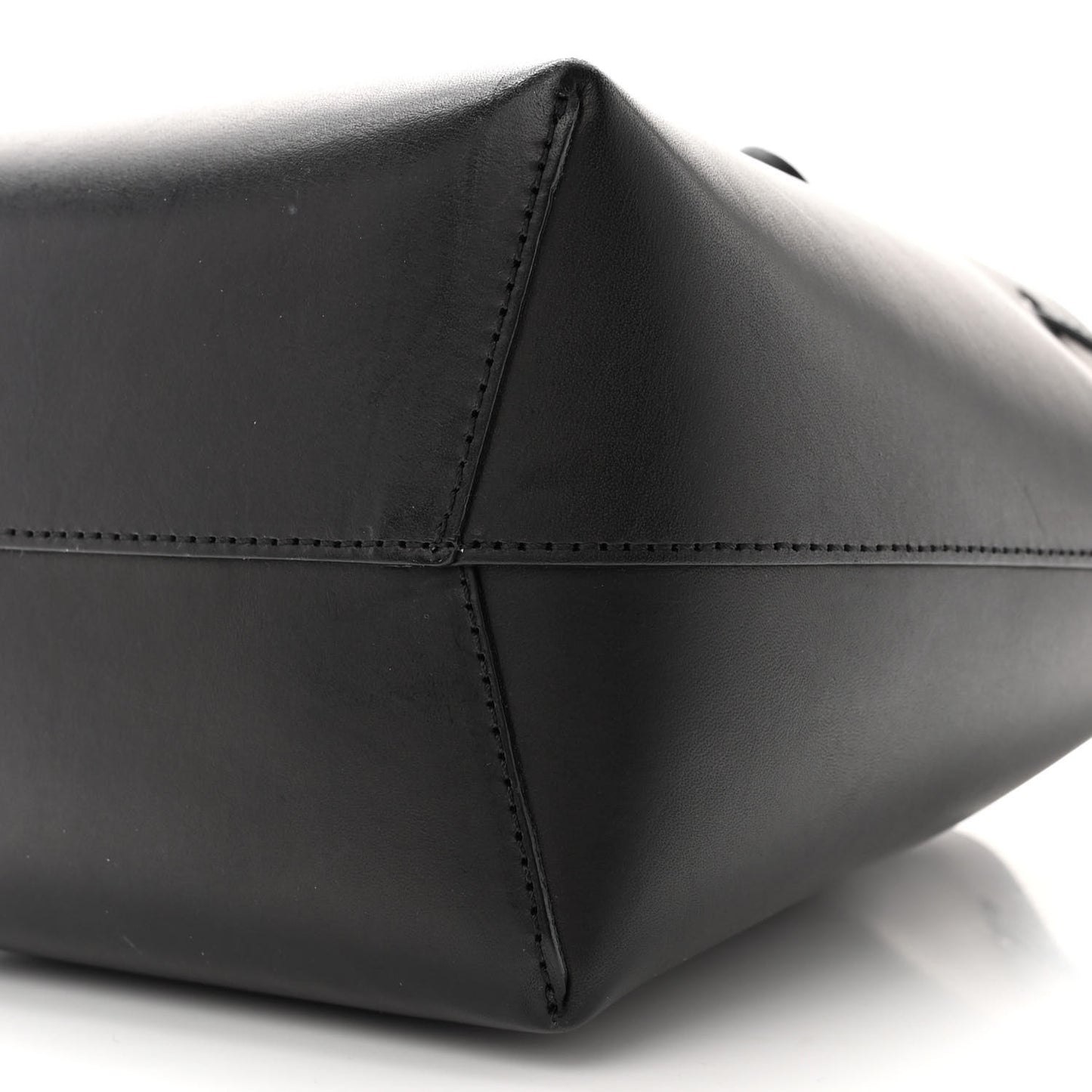 Vegetable Tanned Calfskin Mini Bucket Bag Black Flamma