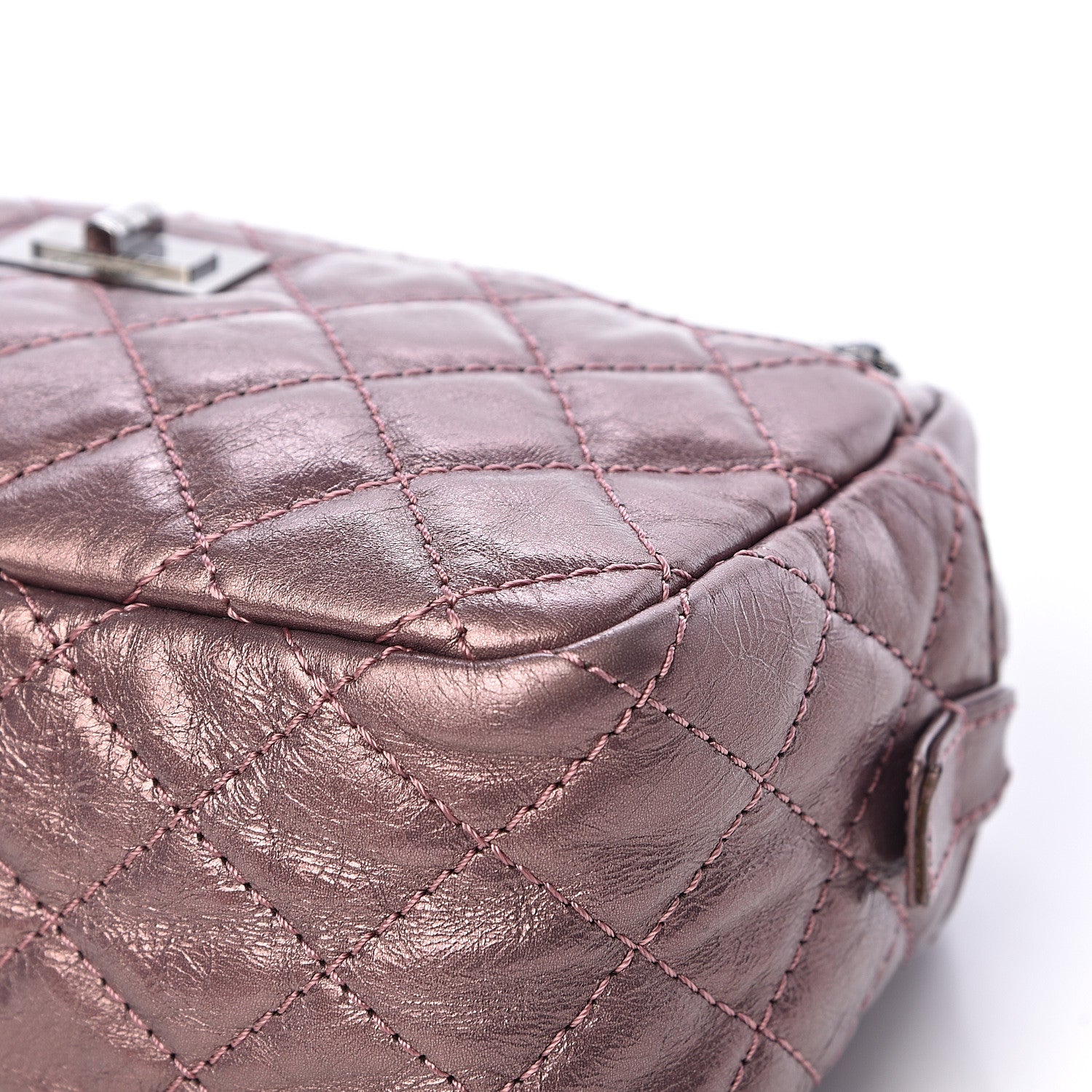 Chanel Metallic Aged Calfskin Quilted Small Reissue Camera Case Rose Fonce 14 of 18