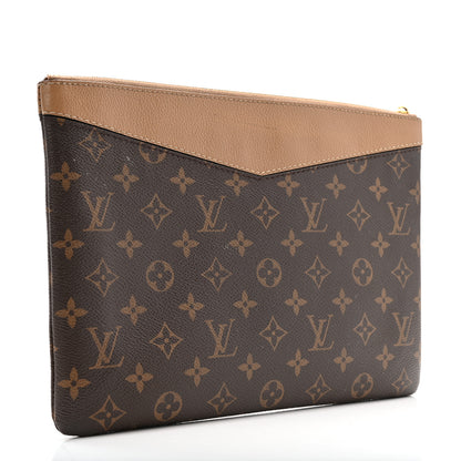 Louis Vuitton Monogram Daily Pouch Sesame 3 of 12