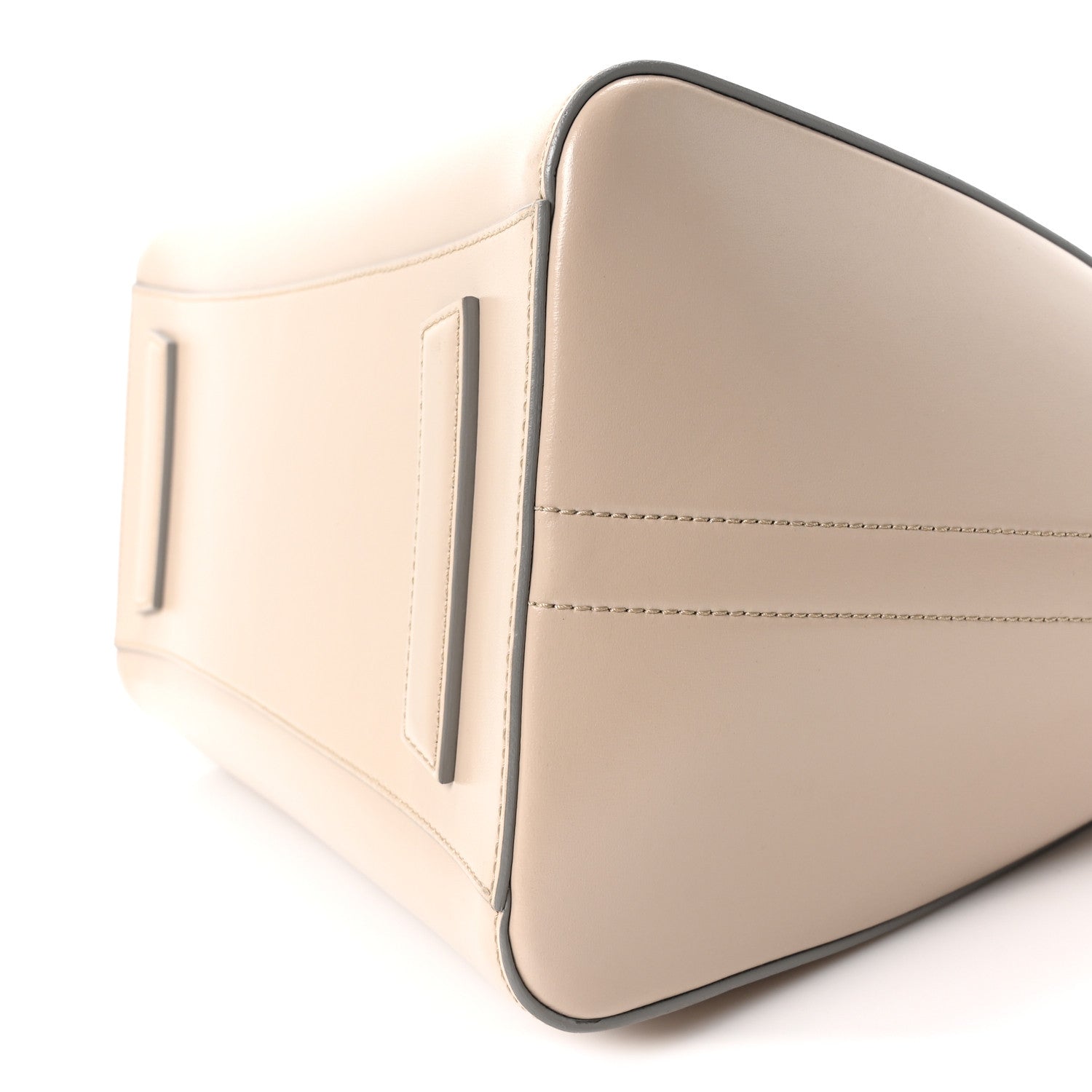 Givenchy Shiny Lord Calfskin Medium Antigona Sand 10 of 10
