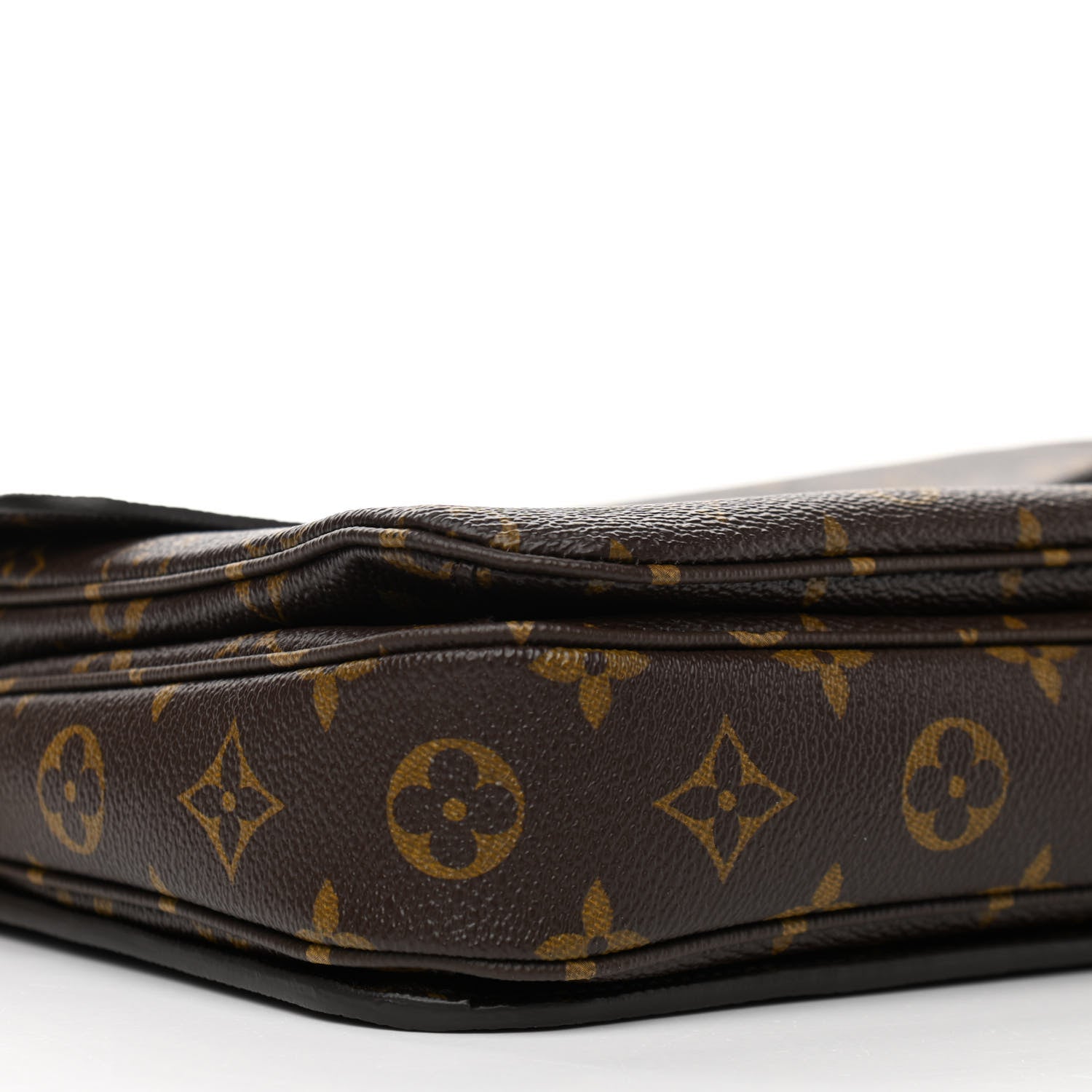 Louis Vuitton Monogram Pochette Metis 8 of 10