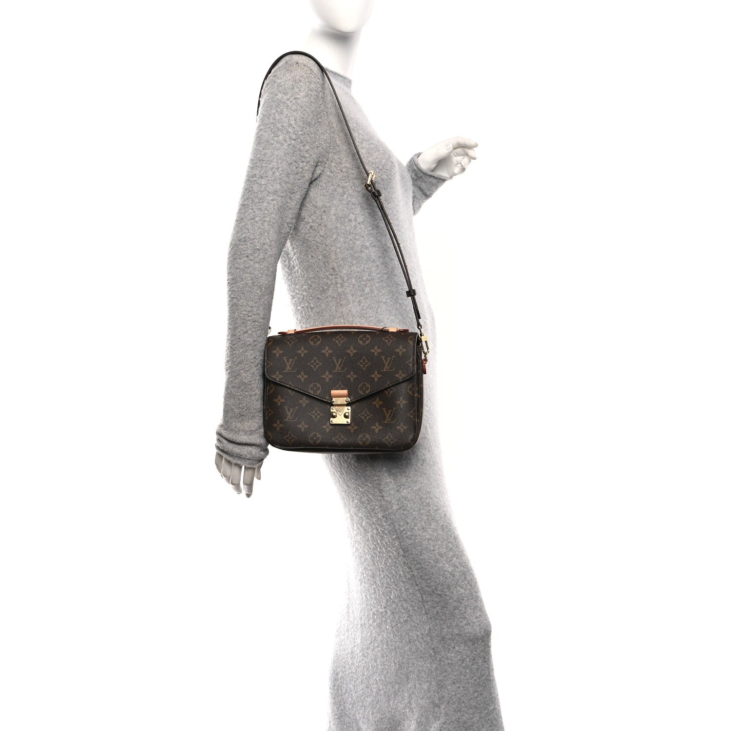 Louis Vuitton Monogram Pochette Metis 2 of 9