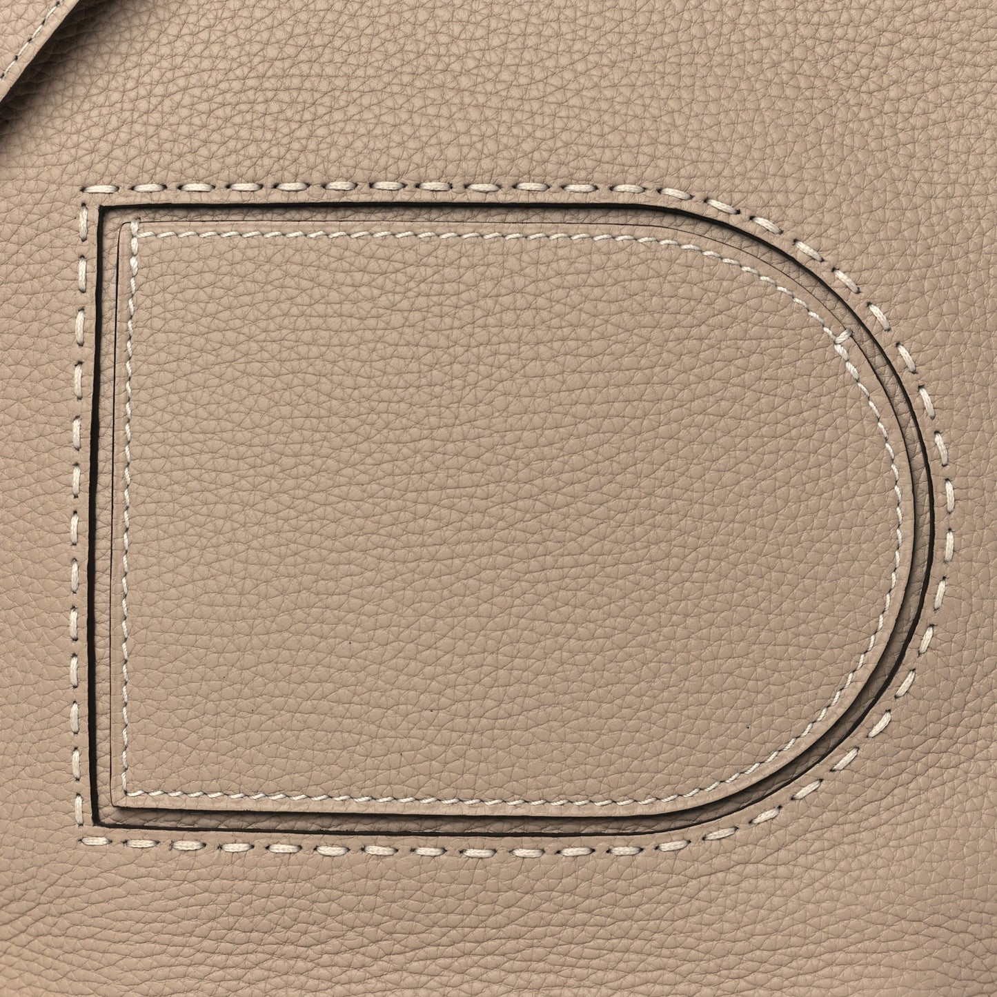 Taurillon Pin Daily Surpique Bucket Sand