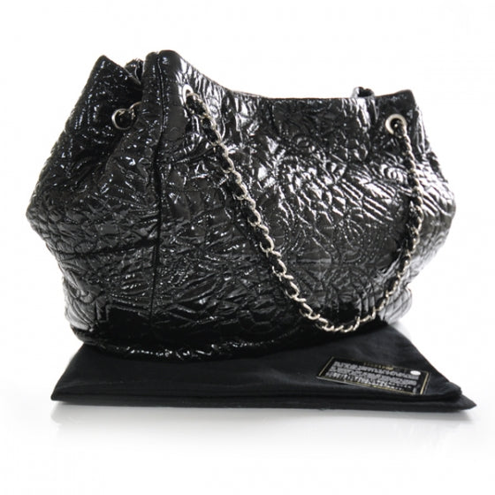Vinyl Graphic Edge Tote Black