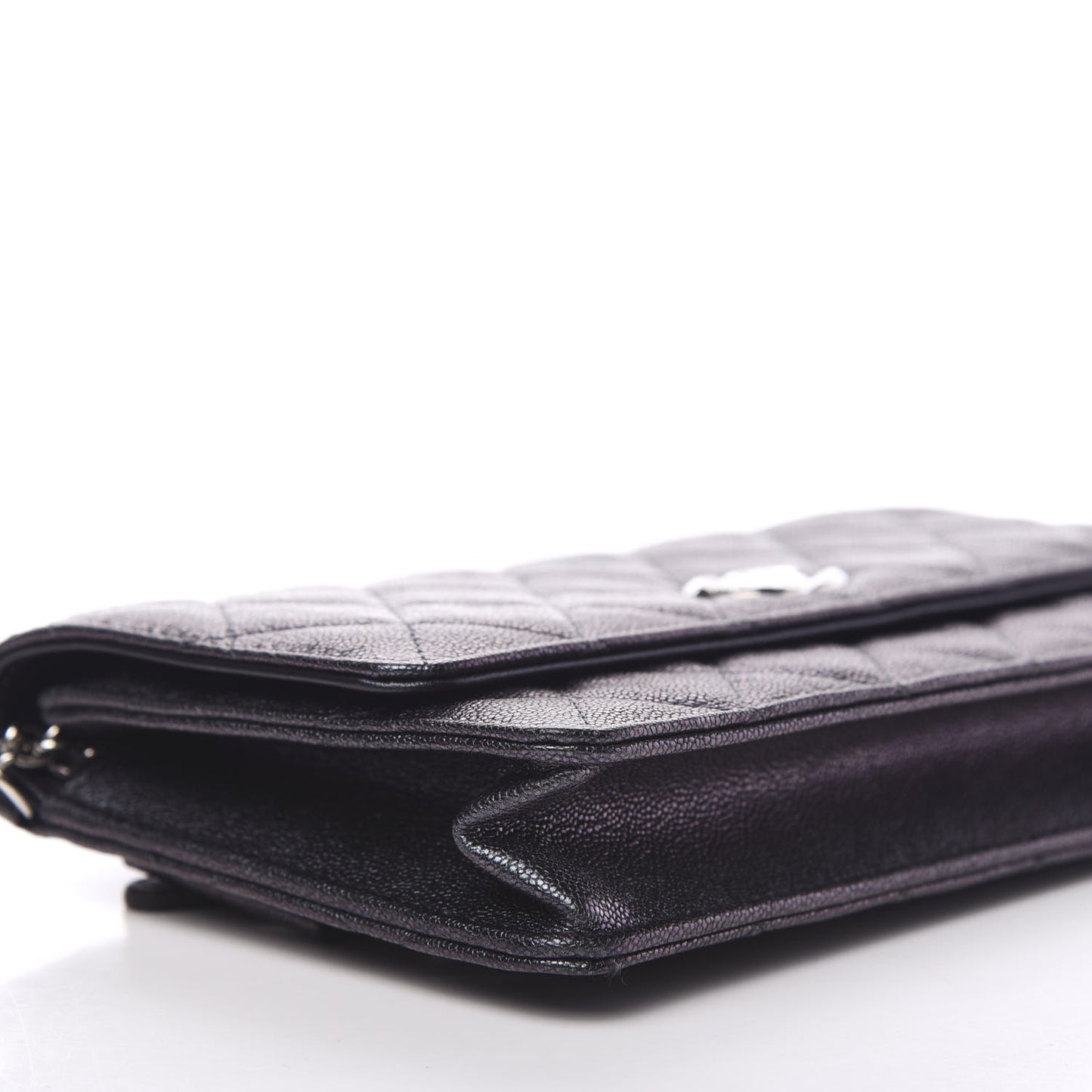 Iridescent Caviar Quilted Classic Pouch Clutch Black