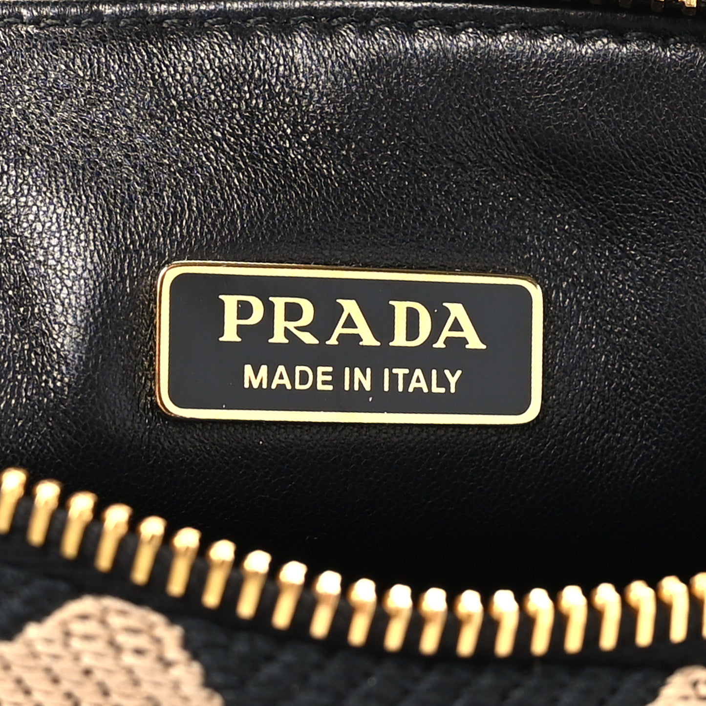 Jacquard Calfskin Triangolo Symbole Embroidered Mini Triangle Double Bag Black Corda