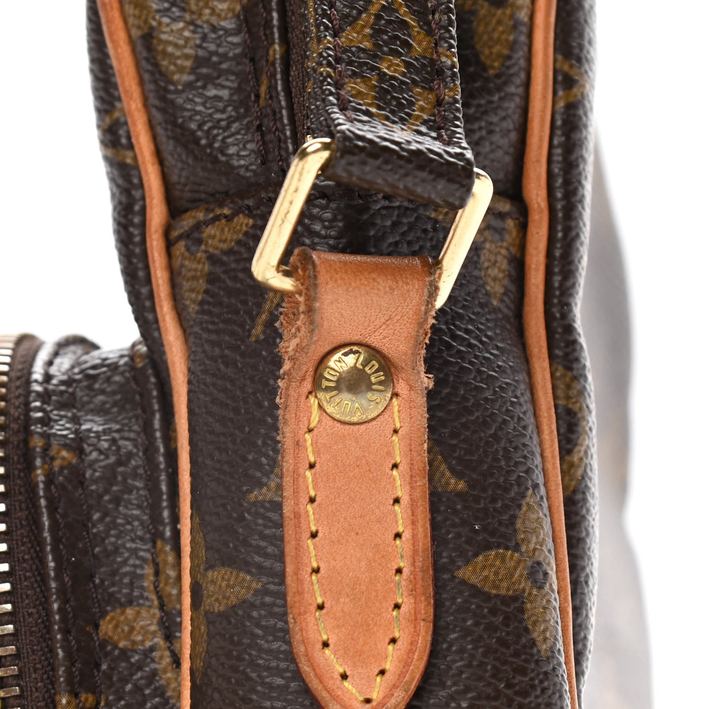 Monogram Amazone