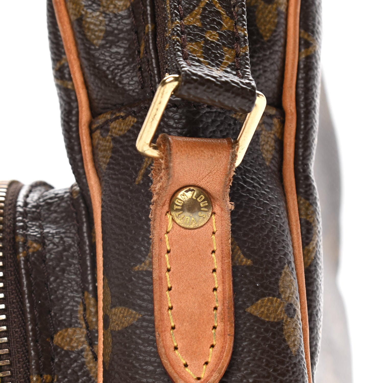 Louis Vuitton Monogram Amazone 22 of 22