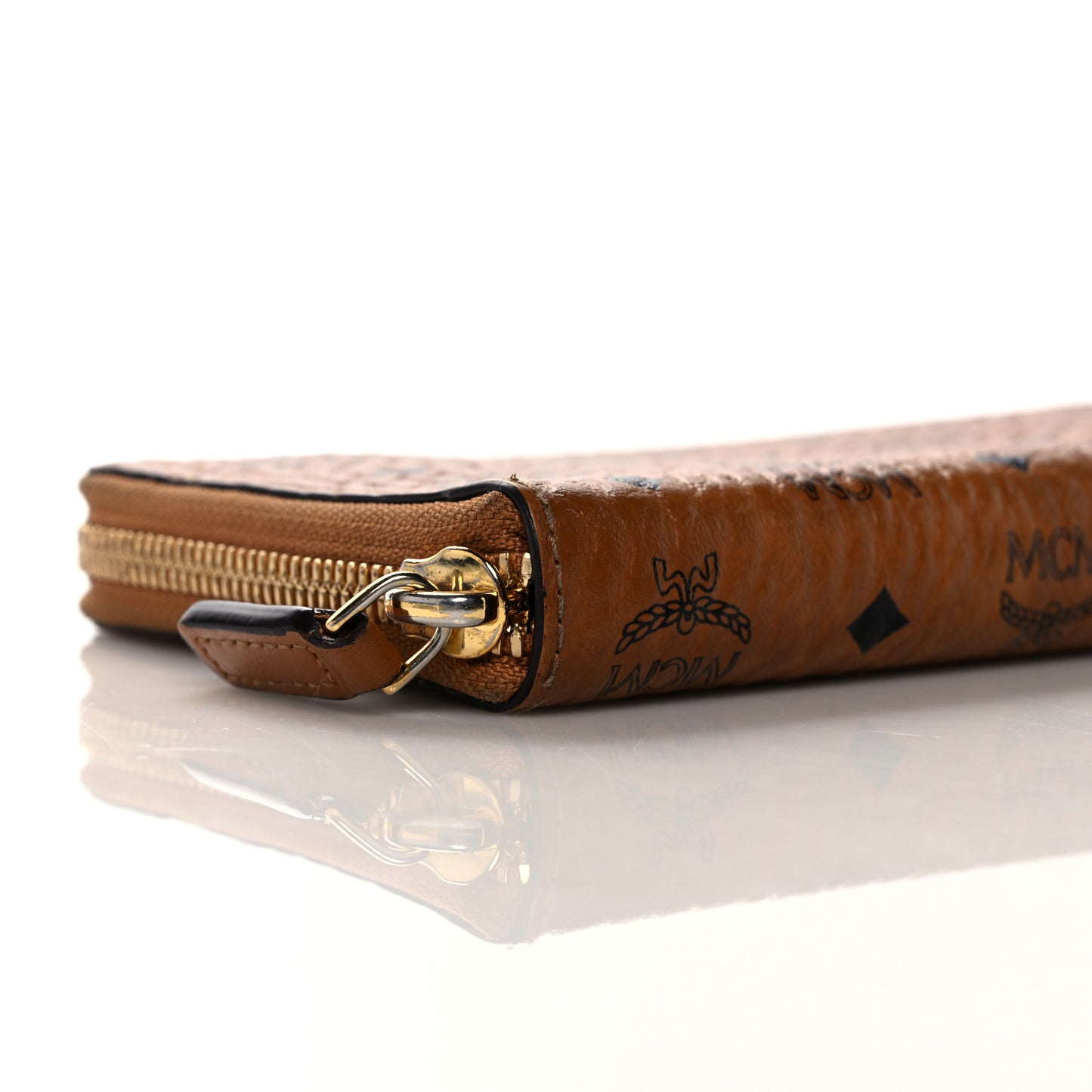 Visetos Large Zip Around Wallet Cognac