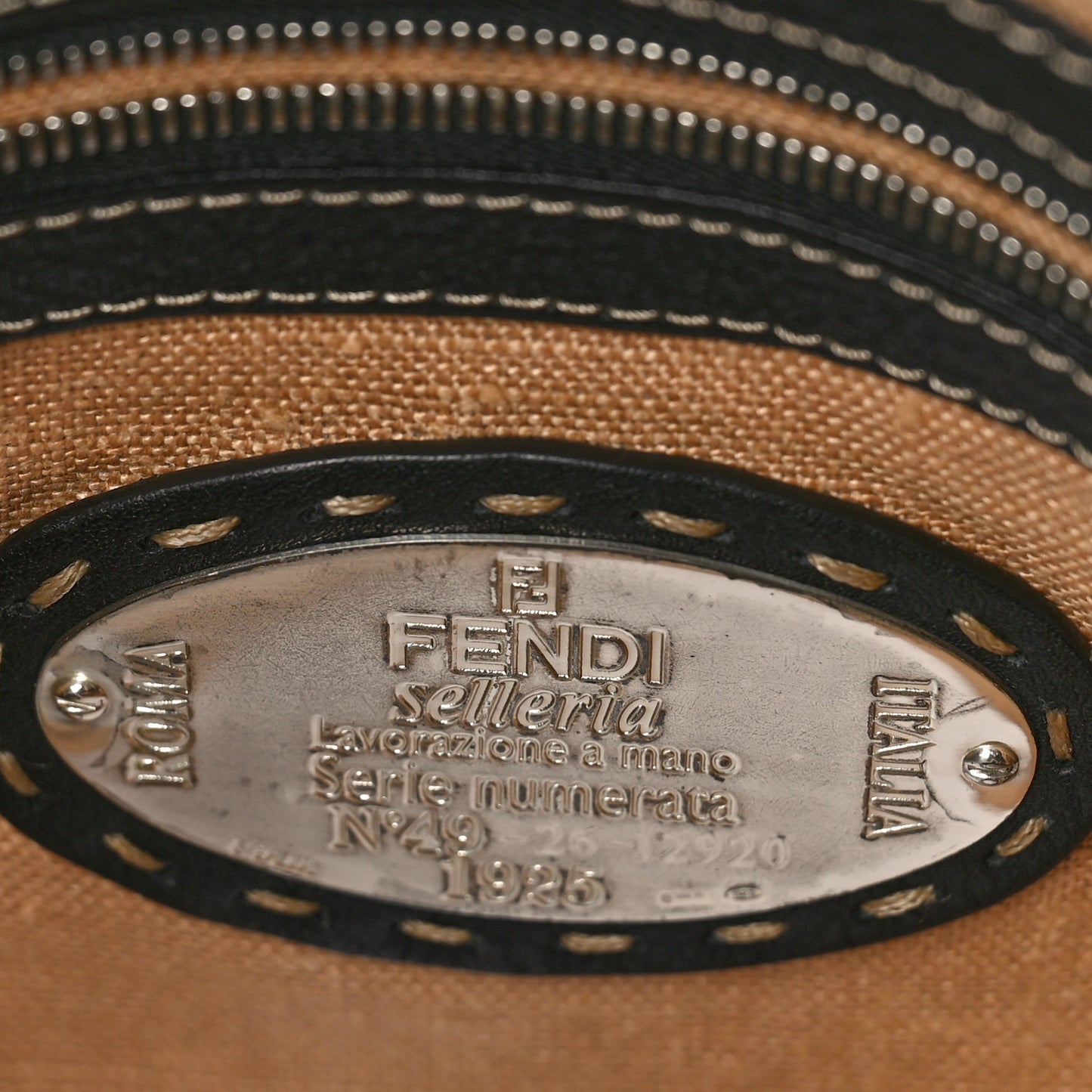 Cuoio Romano Selleria Medium Linda Satchel Black