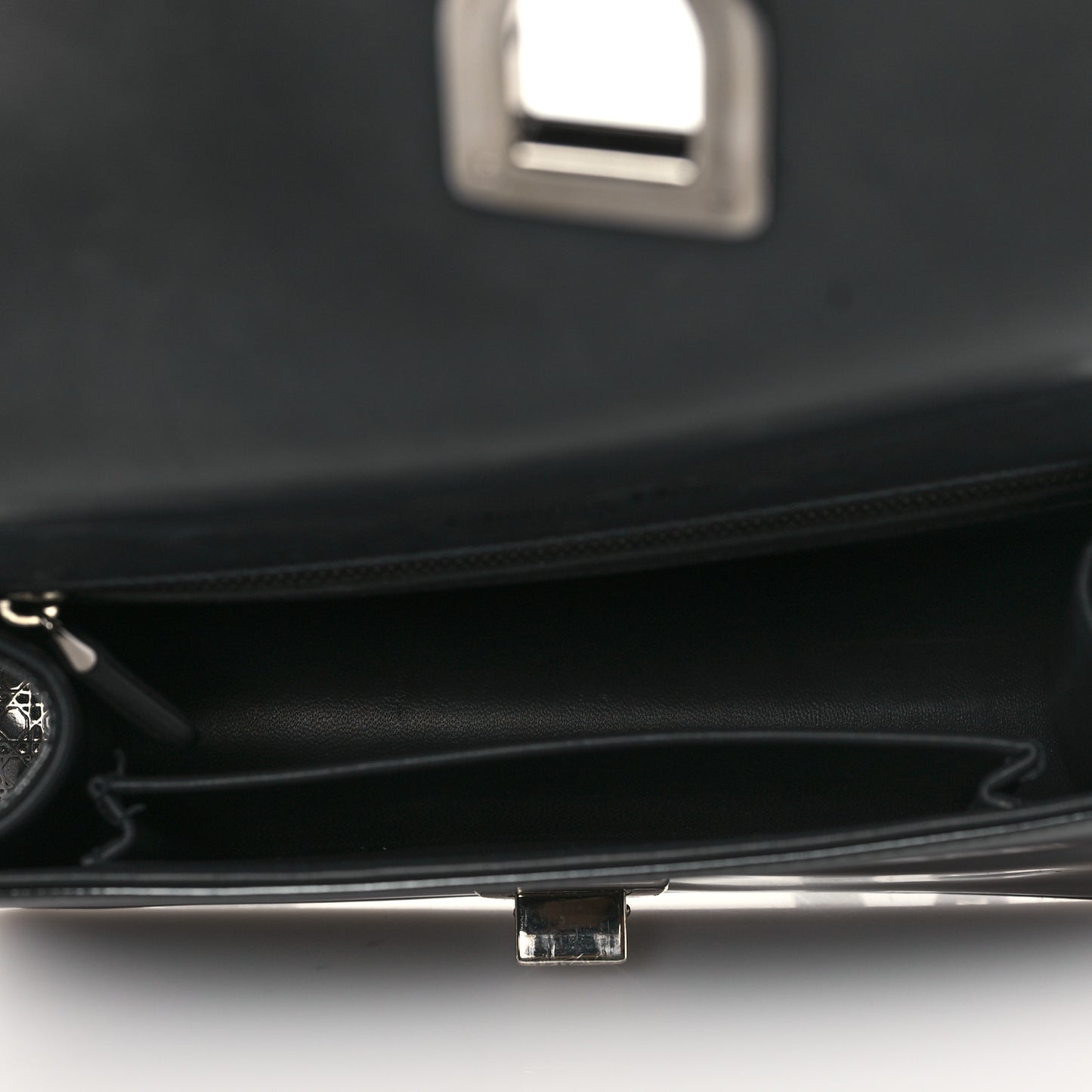 Metallic Patent Micro-Cannage Medium Diorama Flap Bag Graphite