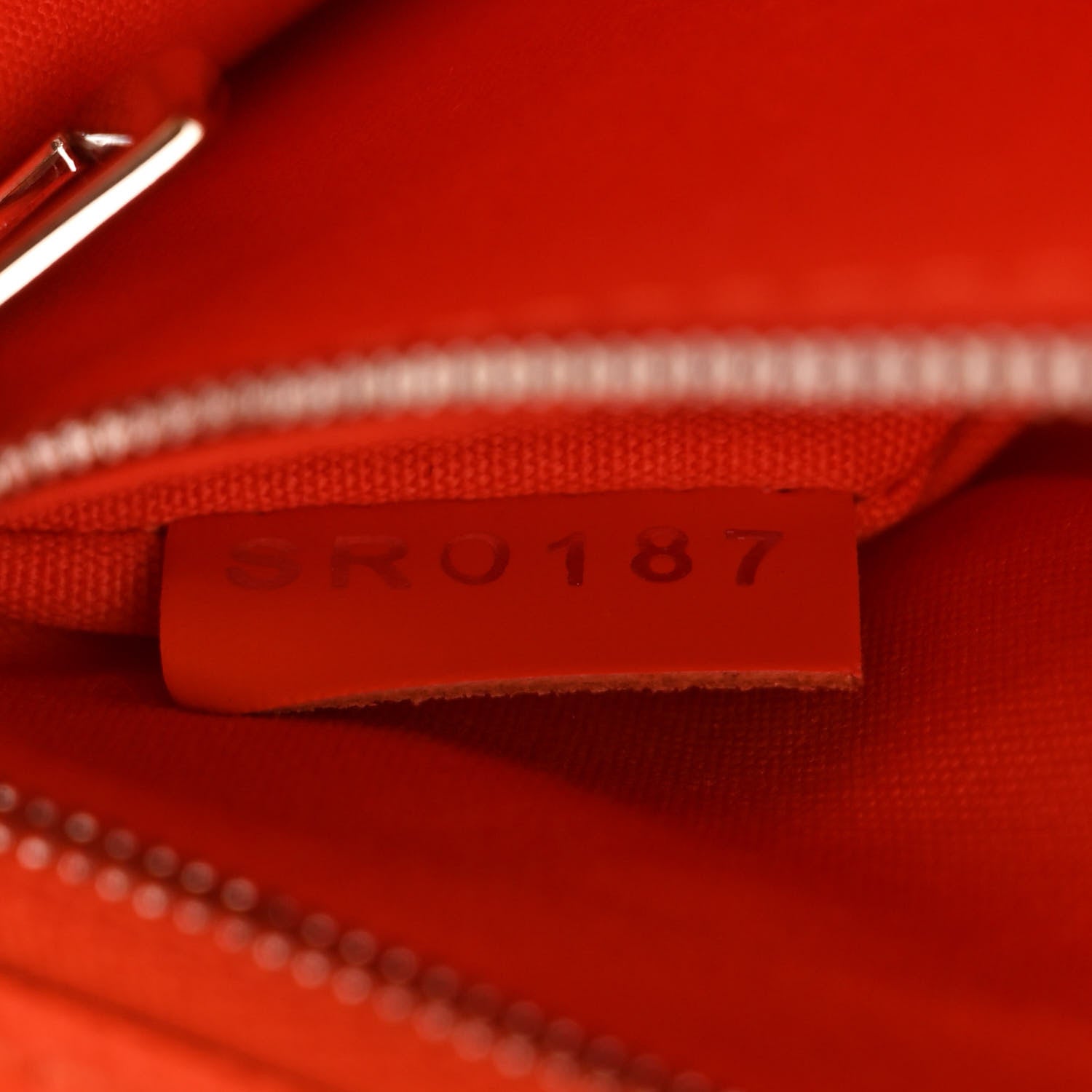 Louis Vuitton Epi Clery Sunrise 7 of 11