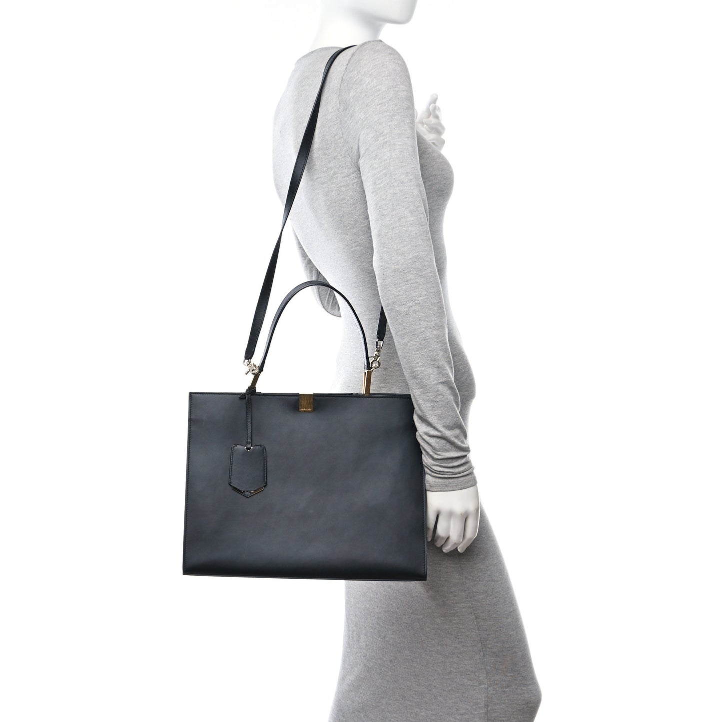 Calfskin Le Dix Soft Cabas M Shoulder Bag Black