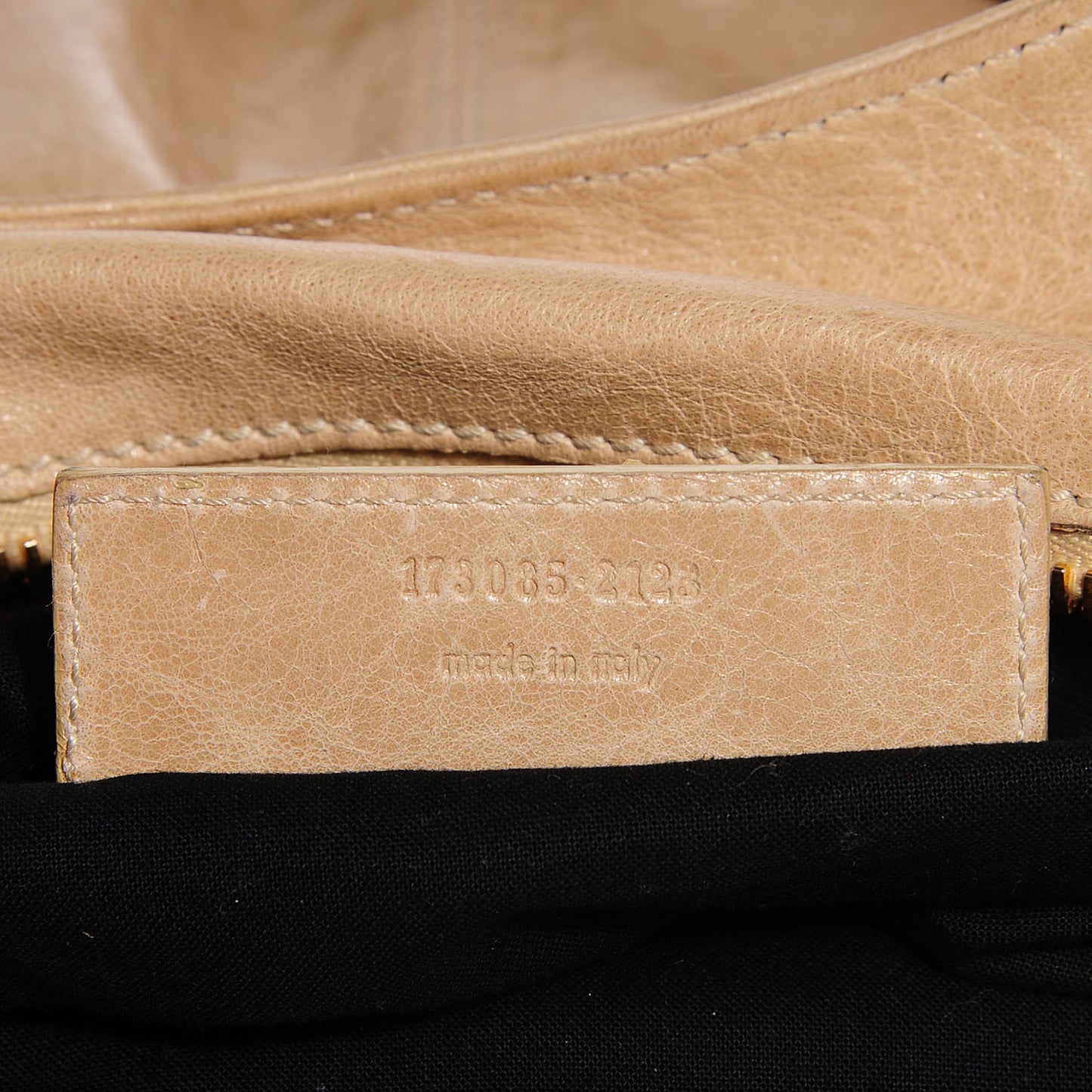 Agneau Giant 21 Gold Hardware Brief Praline
