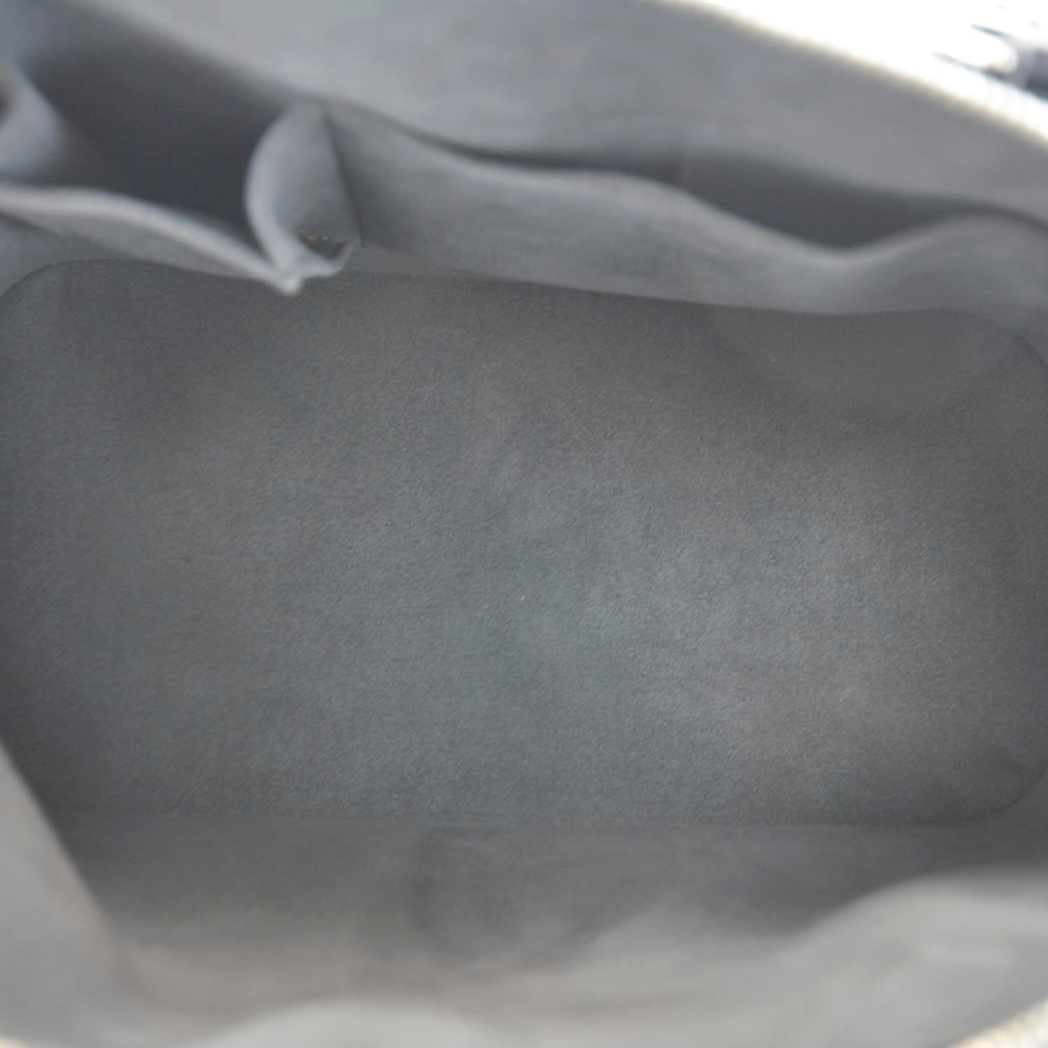 Louis Vuitton Epi Alma Black 10 of 10