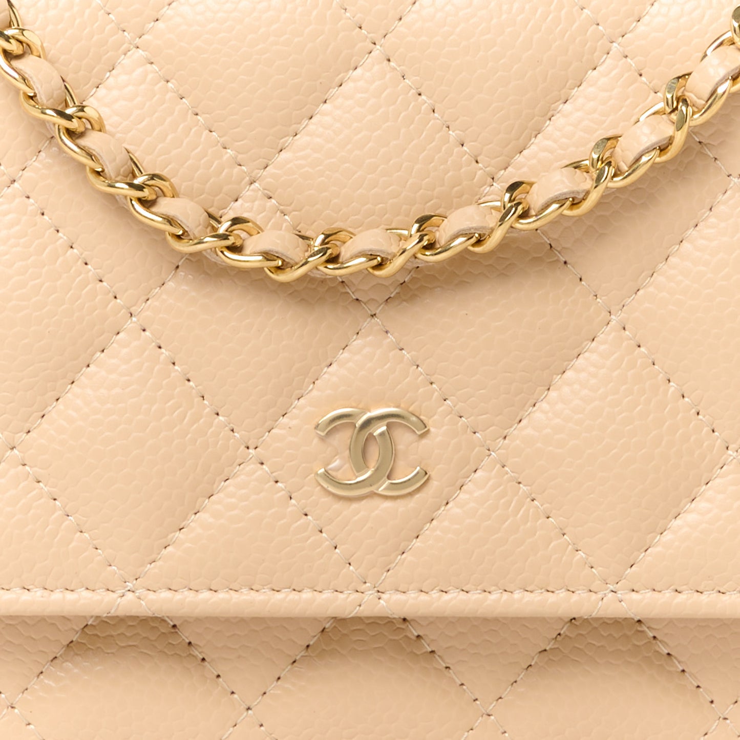 Caviar Quilted Wallet on Chain WOC Beige