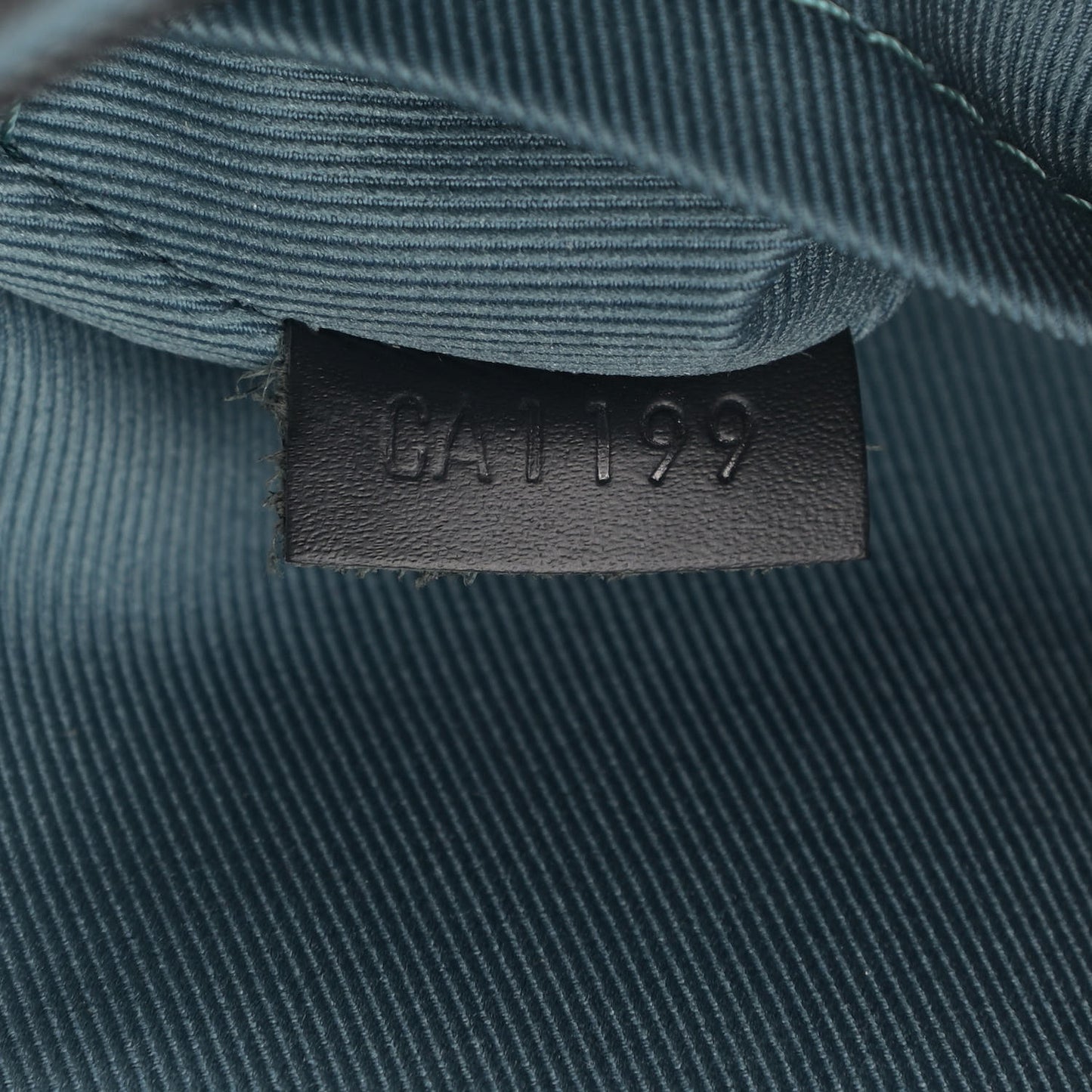 Damier Graphite Alpha Messenger Bag