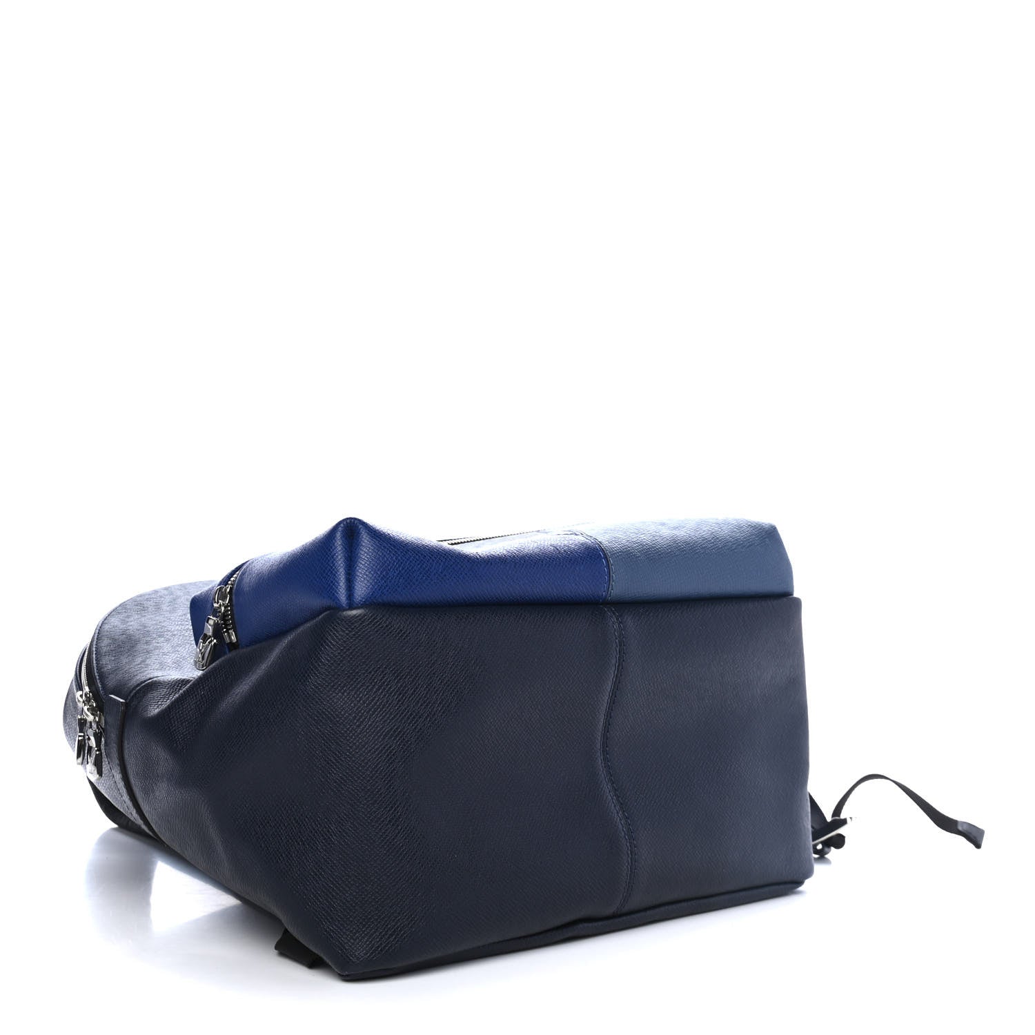 Louis Vuitton Taiga Discovery Backpack PM 3 of 4