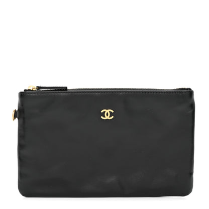 Chanel Shiny Calfskin Chanel 22 Removable Pouch Black 1 of 7