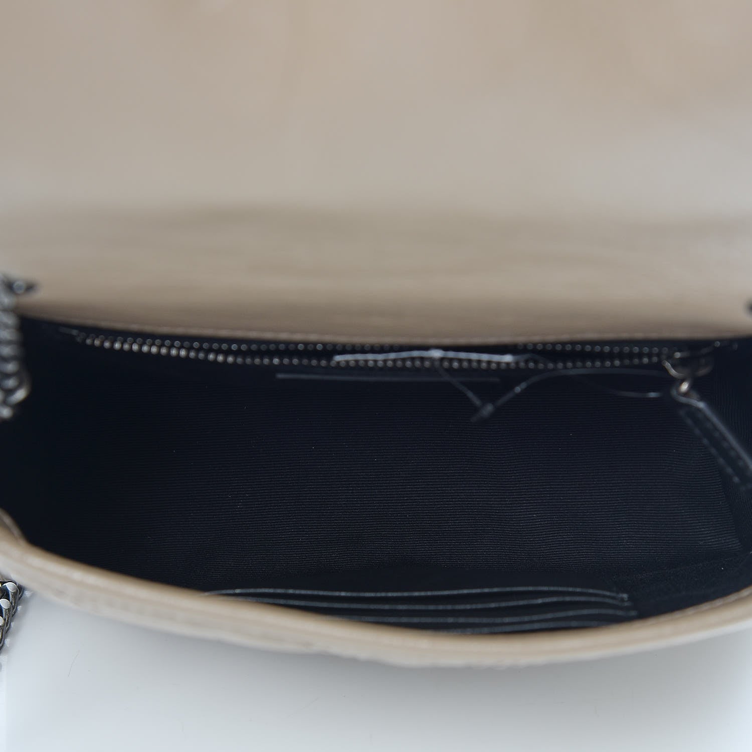 Saint Laurent Crinkled Calfskin Matelasse Monogram Niki Chain Wallet Dusty Grey 7 of 9