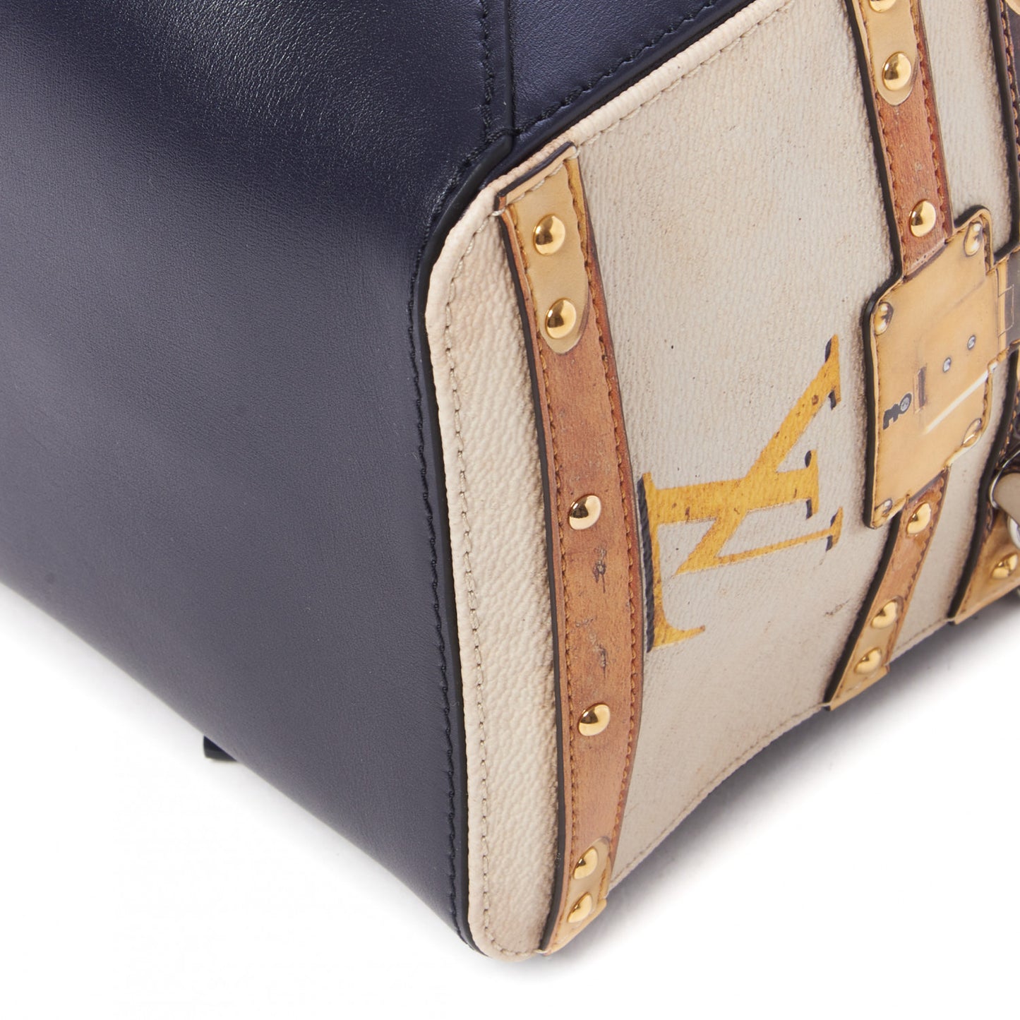 Transformed Canvas Time Trunk Square Bag