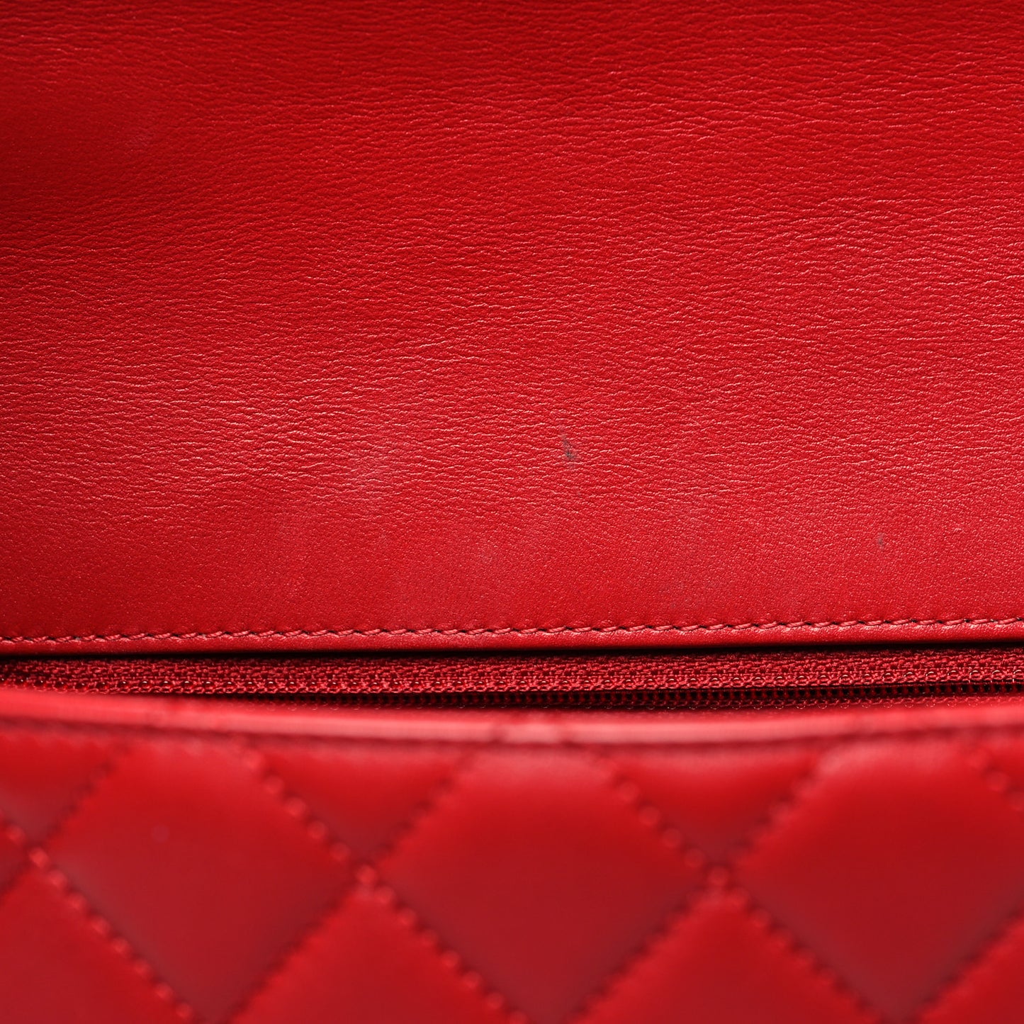 Calfskin Quilted Medium CC Filigree Flap Red