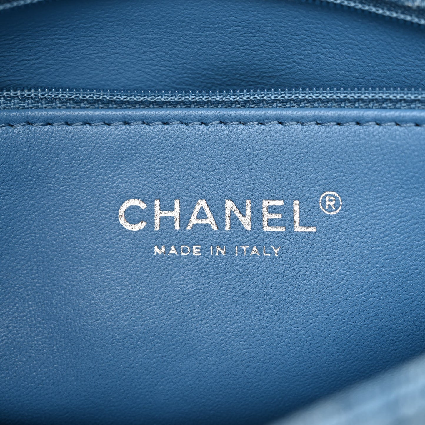 Denim Quilted Medium Camellia Sweetheart Flap Blue
