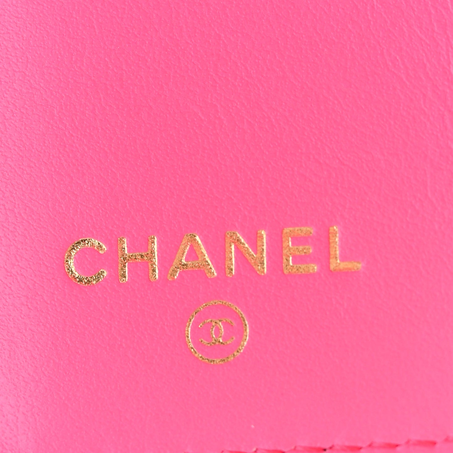 Caviar Quilted CC Zip Compact Trifold Wallet Pink