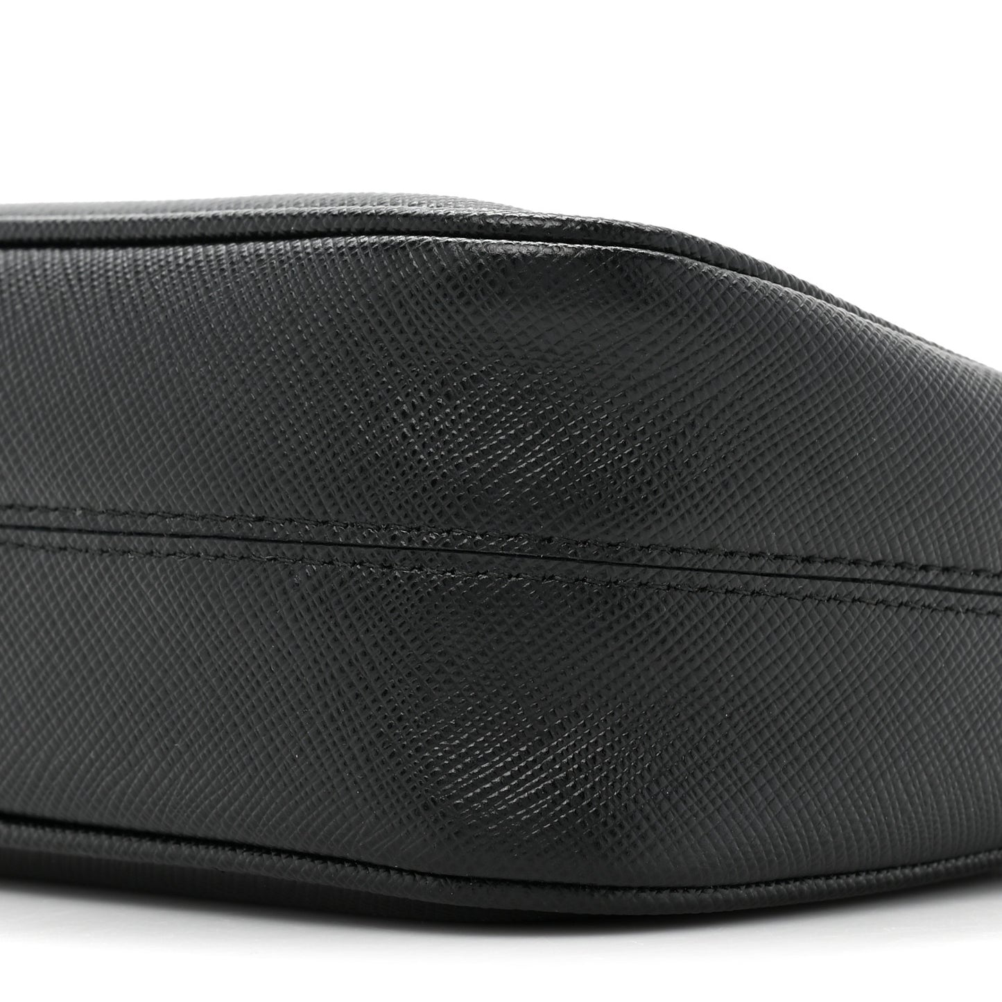 Saffiano Lux Re-Edition 2005 Shoulder Bag Black