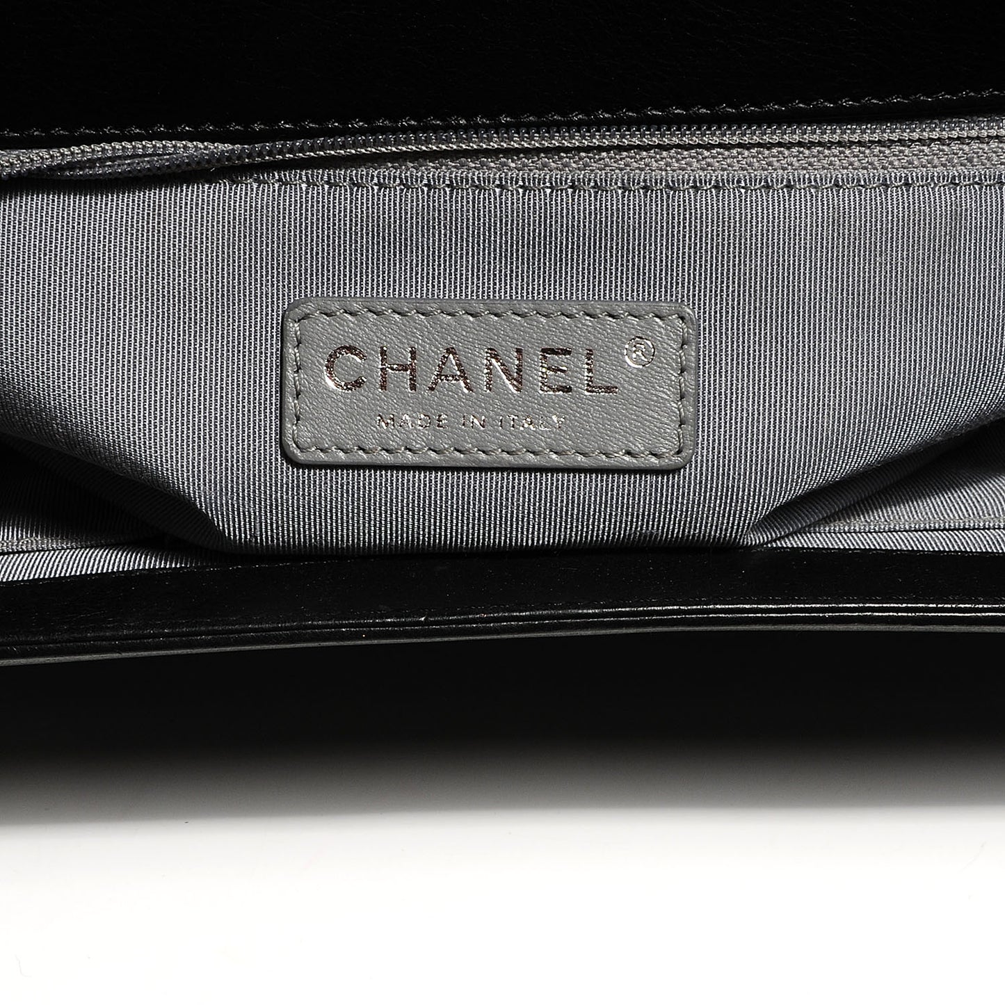 Metallic Calfskin Quilted New Medium Boy Flap Black
