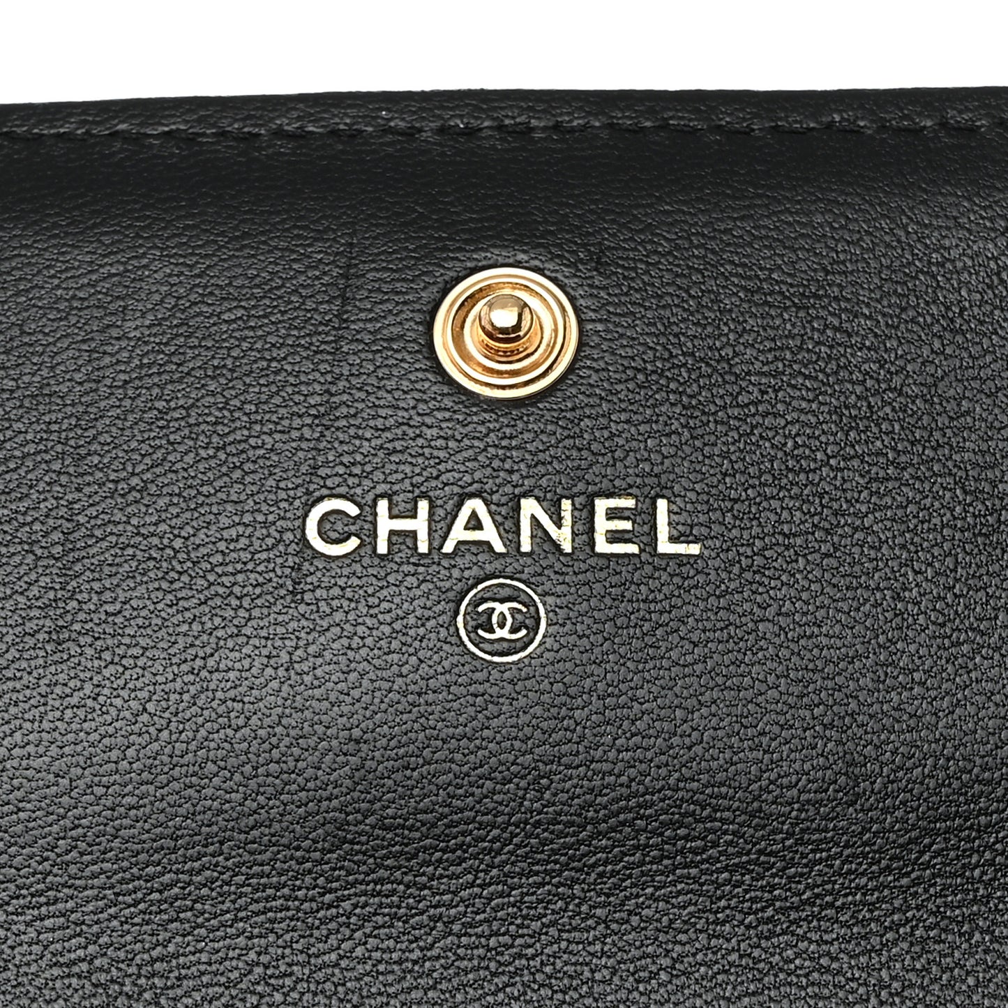 Lambskin Quilted Chanel 19 Flap Wallet Black