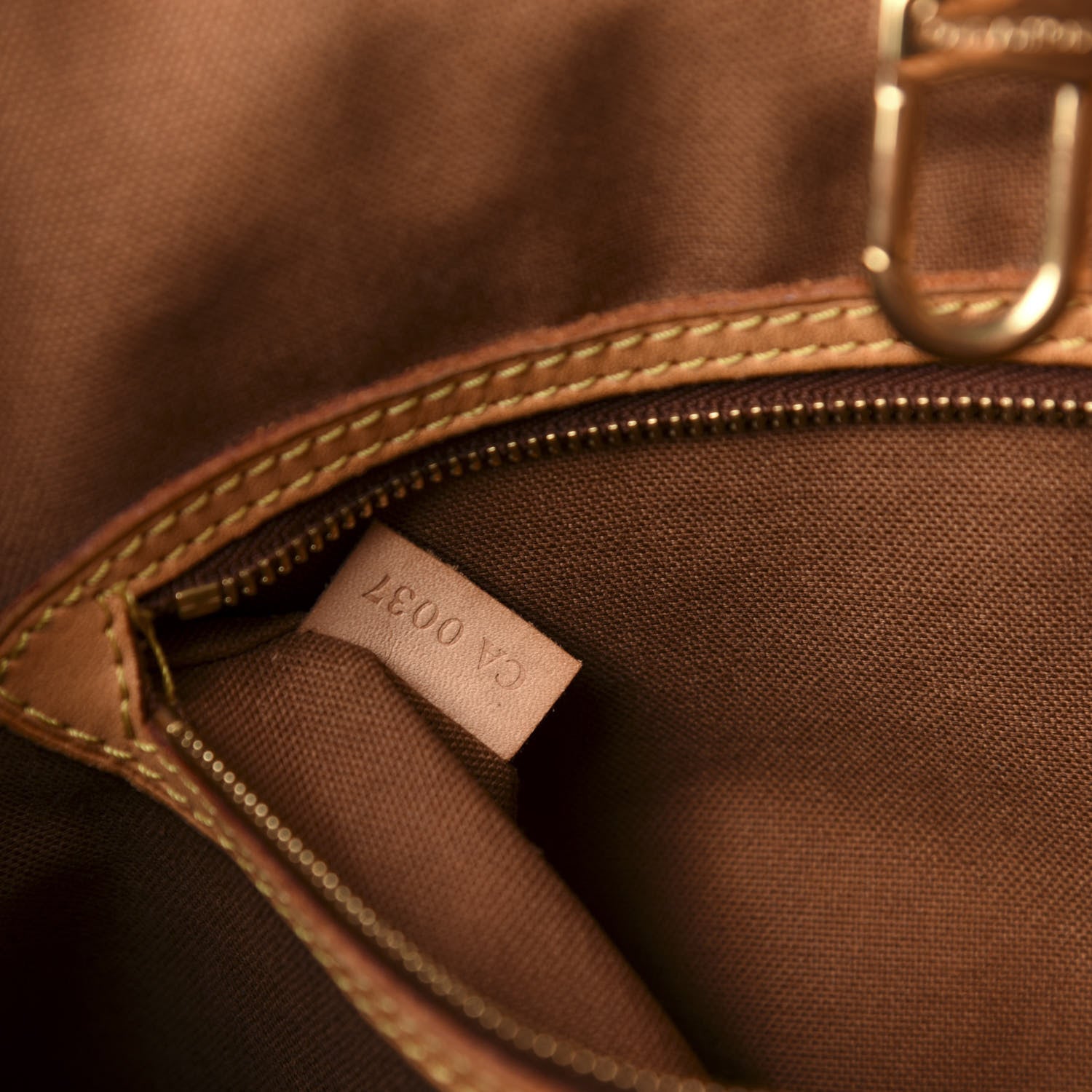 Louis Vuitton Monogram Batignolles Horizontal 7 of 11