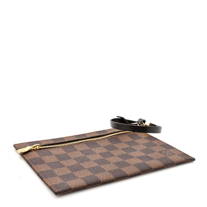 Louis Vuitton Damier Ebene Clifton Pochette 4 of 6