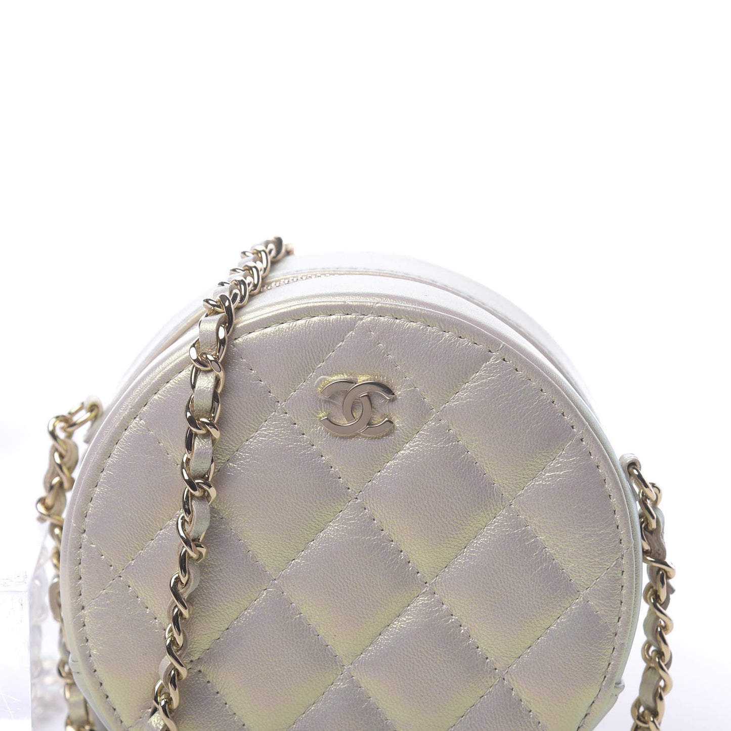 Iridescent Lambskin Quilted Round Clutch With Chain Ivory
