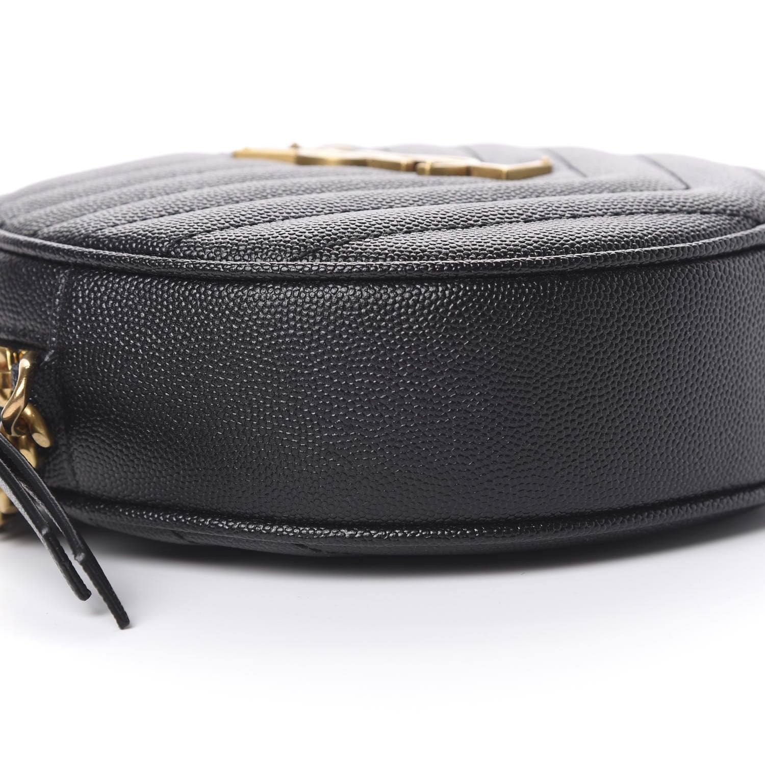 Saint Laurent Grain De Poudre Matelasse Chevron Quilted Round Vinyle Camera Bag Black 8 of 9