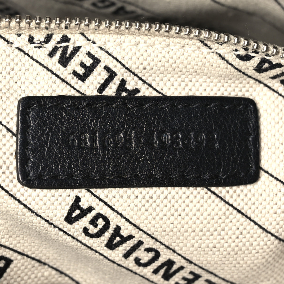 X GUCCI GG Supreme Monogram Neo Classic Silver Hardware City Beige Ebony