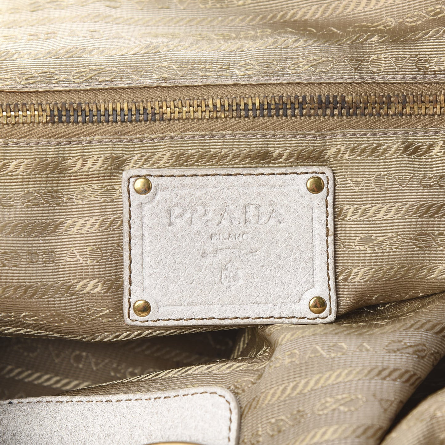 Deerskin Tamponato Hobo White