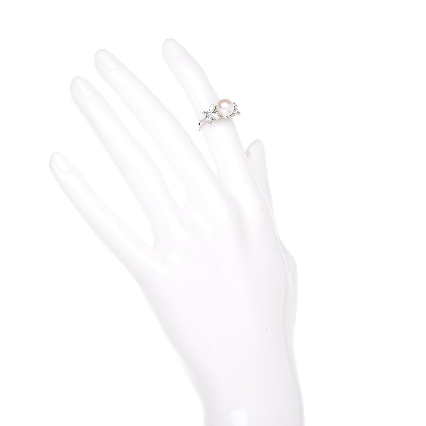Platinum Diamond Pearl Victoria Ring 46 3.75