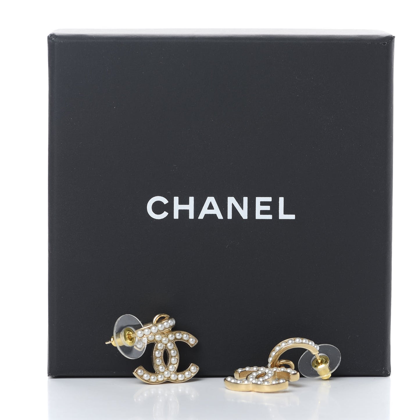 Pearl CC Hoop Drop Earring Gold