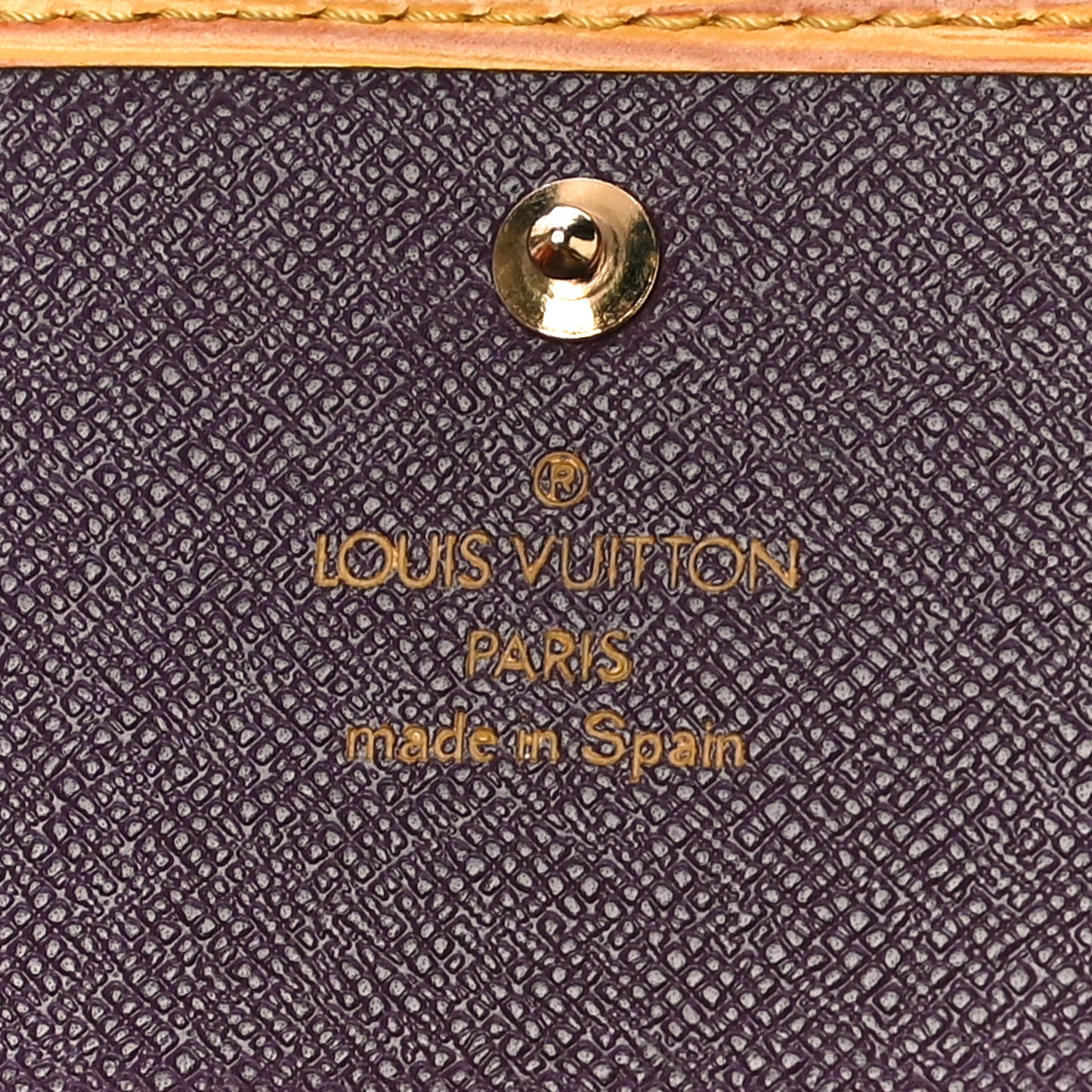 Epi Porte Tresor International Wallet Tassil