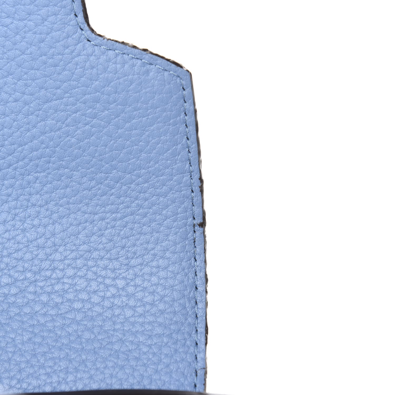 Louis Vuitton Taurillon Capucines MM Bleuet 9 of 21