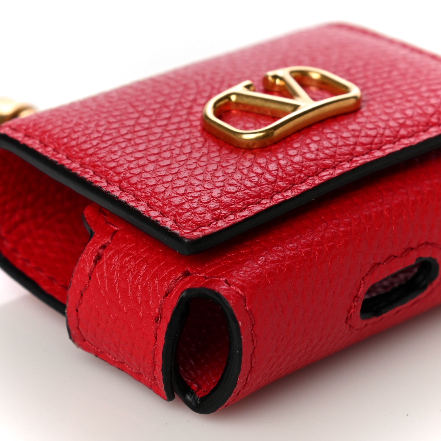 Valentino Garavani Grainy Calfskin Vlogo Airpods Case Rouge Pur 9 of 10