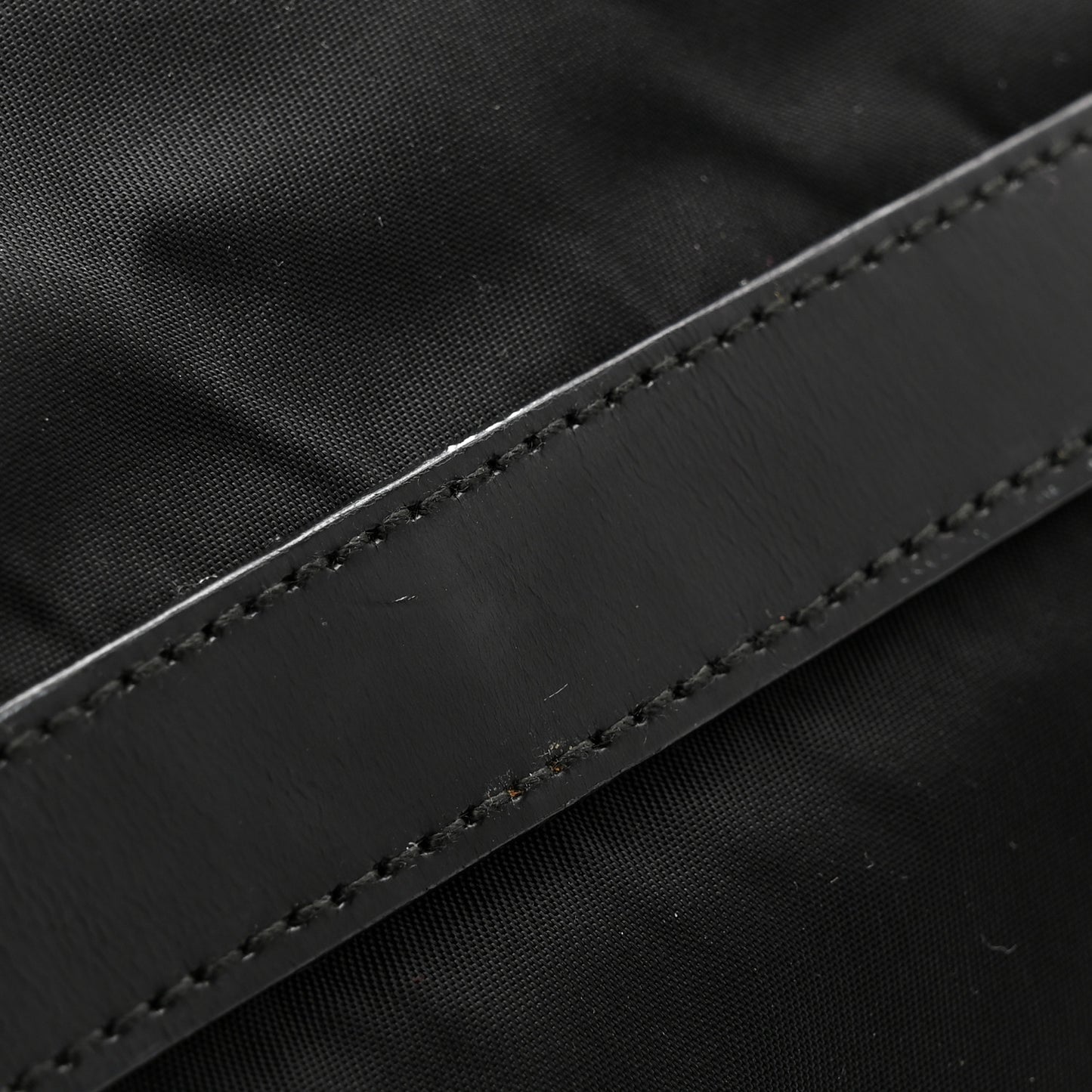 Tessuto Nylon Messenger Bag Black