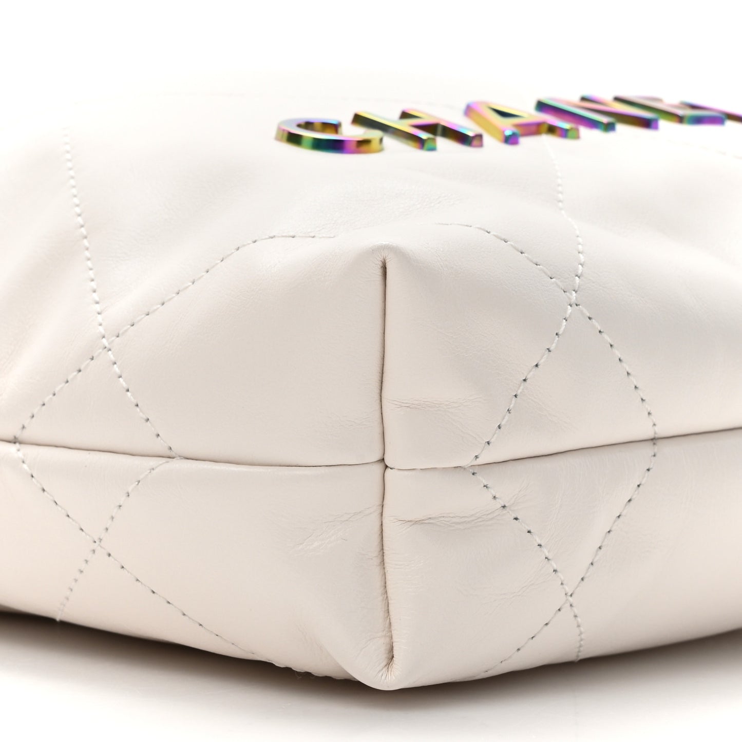 Shiny Calfskin Quilted Rainbow Mini Chanel 22 White