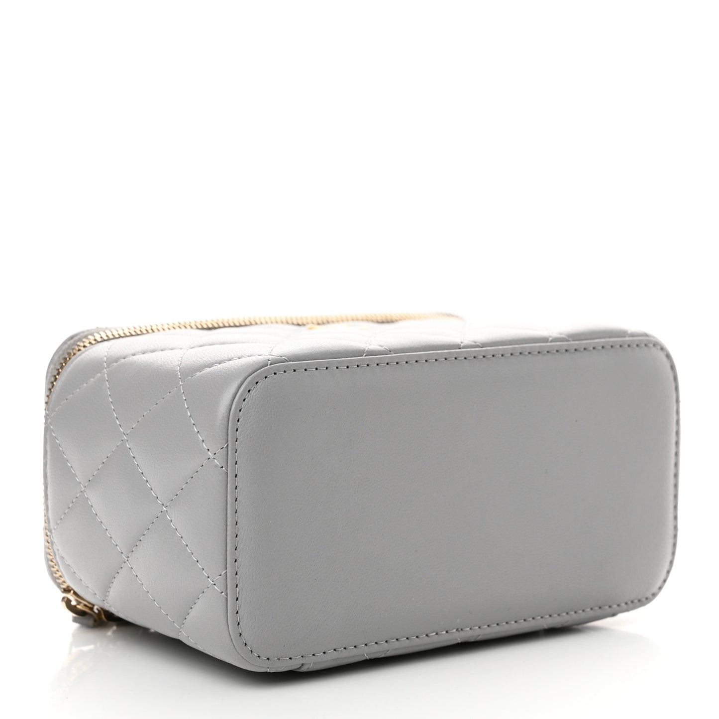 Lambskin Quilted Small Pearl Crush Vanity Case With Chain Grey