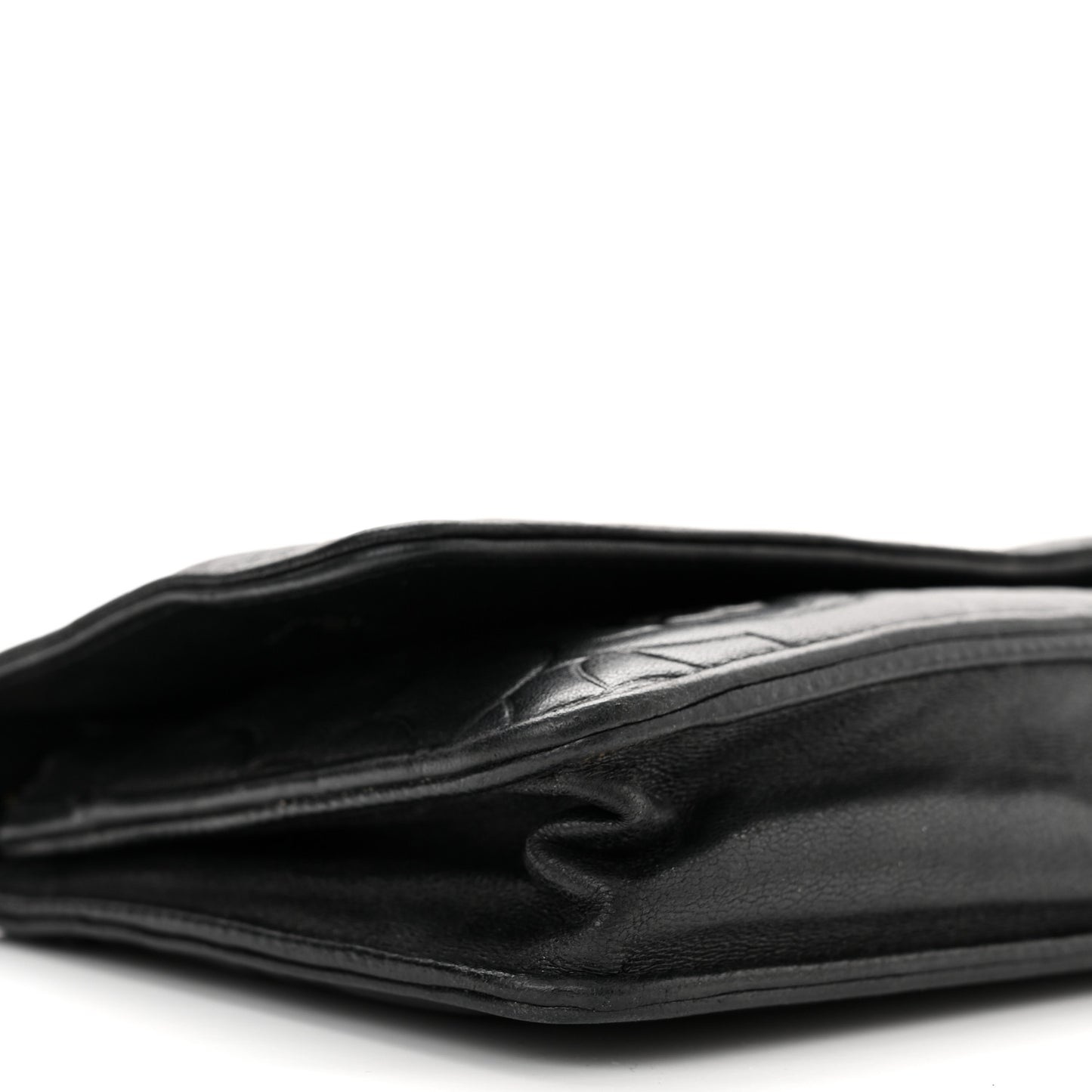 Lambskin Camellia Embossed Wallet On Chain WOC Black