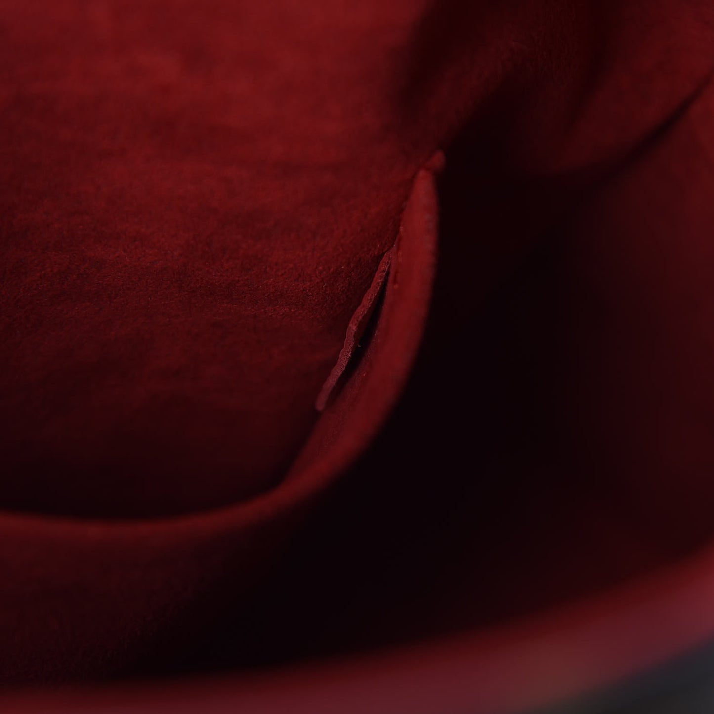 Monogram Gaia Cherry