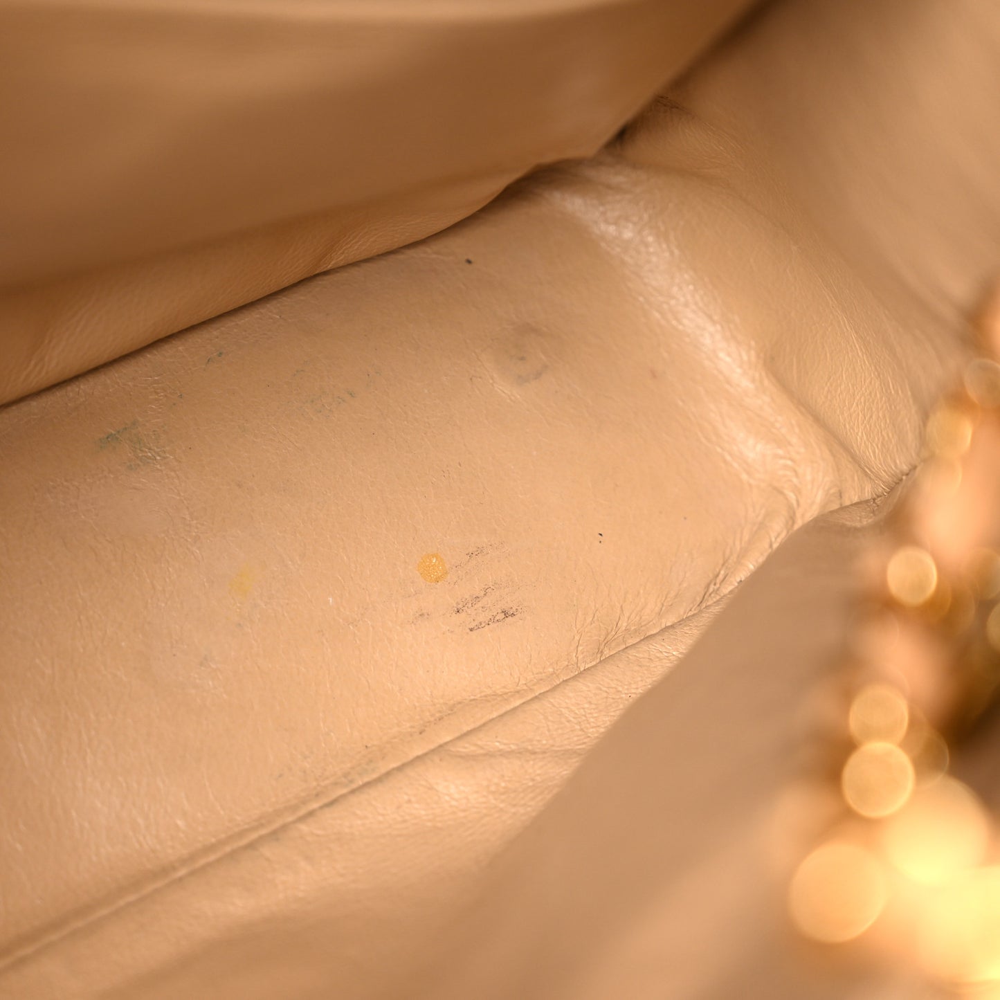 Lambskin Quilted Flap Camera Case Beige Clair